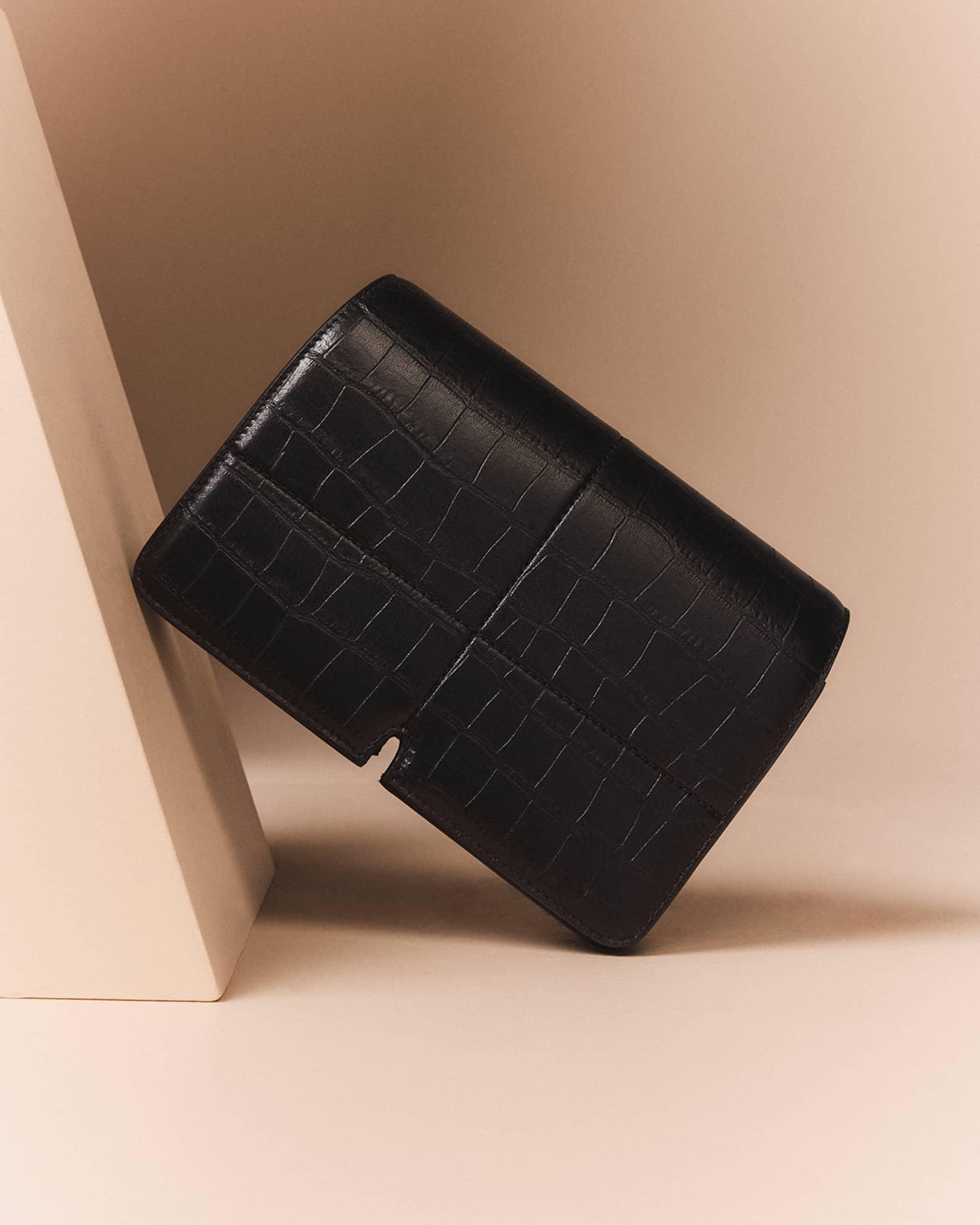 Snip Leather Flap Shoulder Bag Product Image