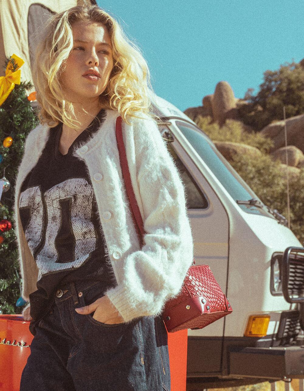 Camera Swing Womens Crossbody Bag - RED Product Image