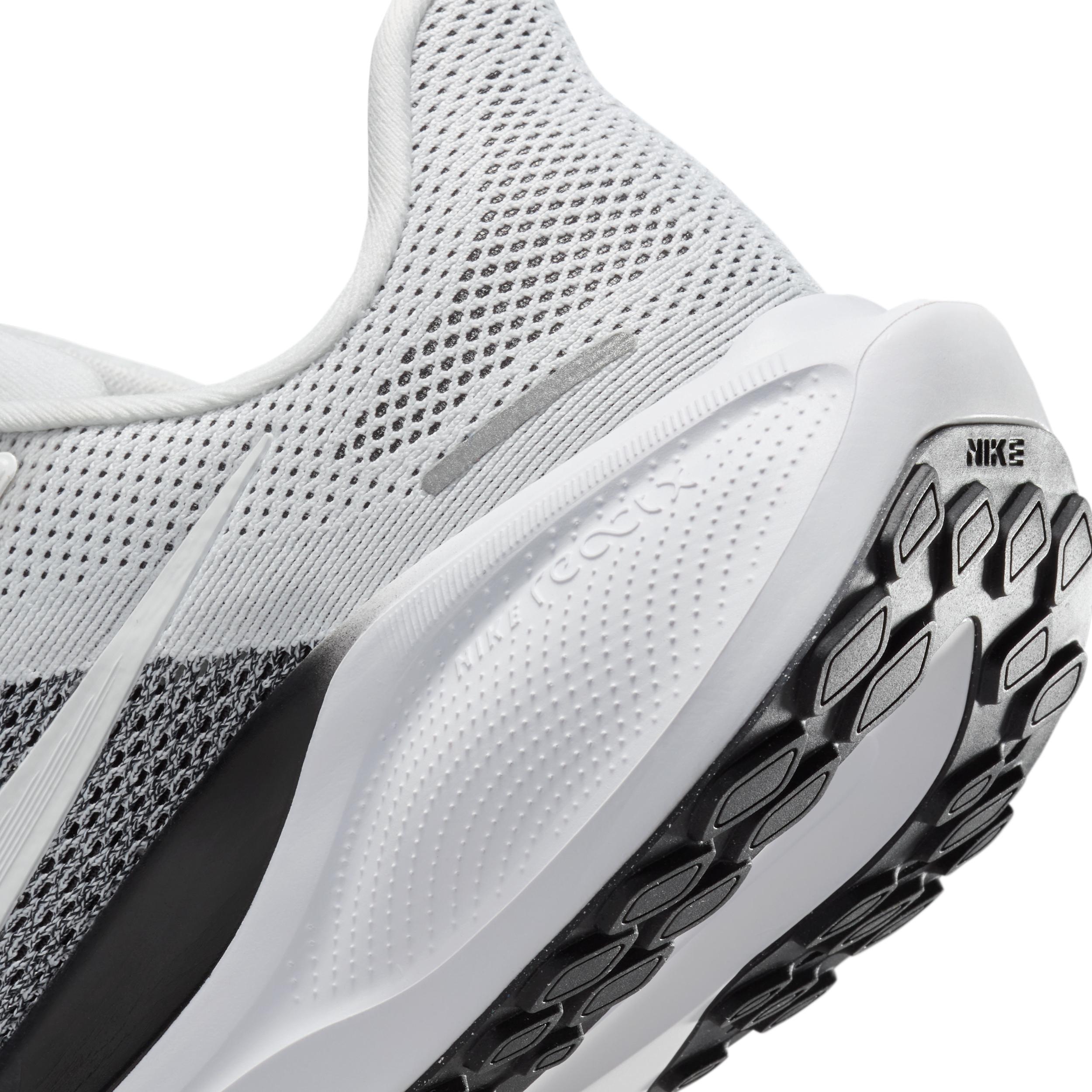 Womens Nike Pegasus 41 Running Shoes Product Image