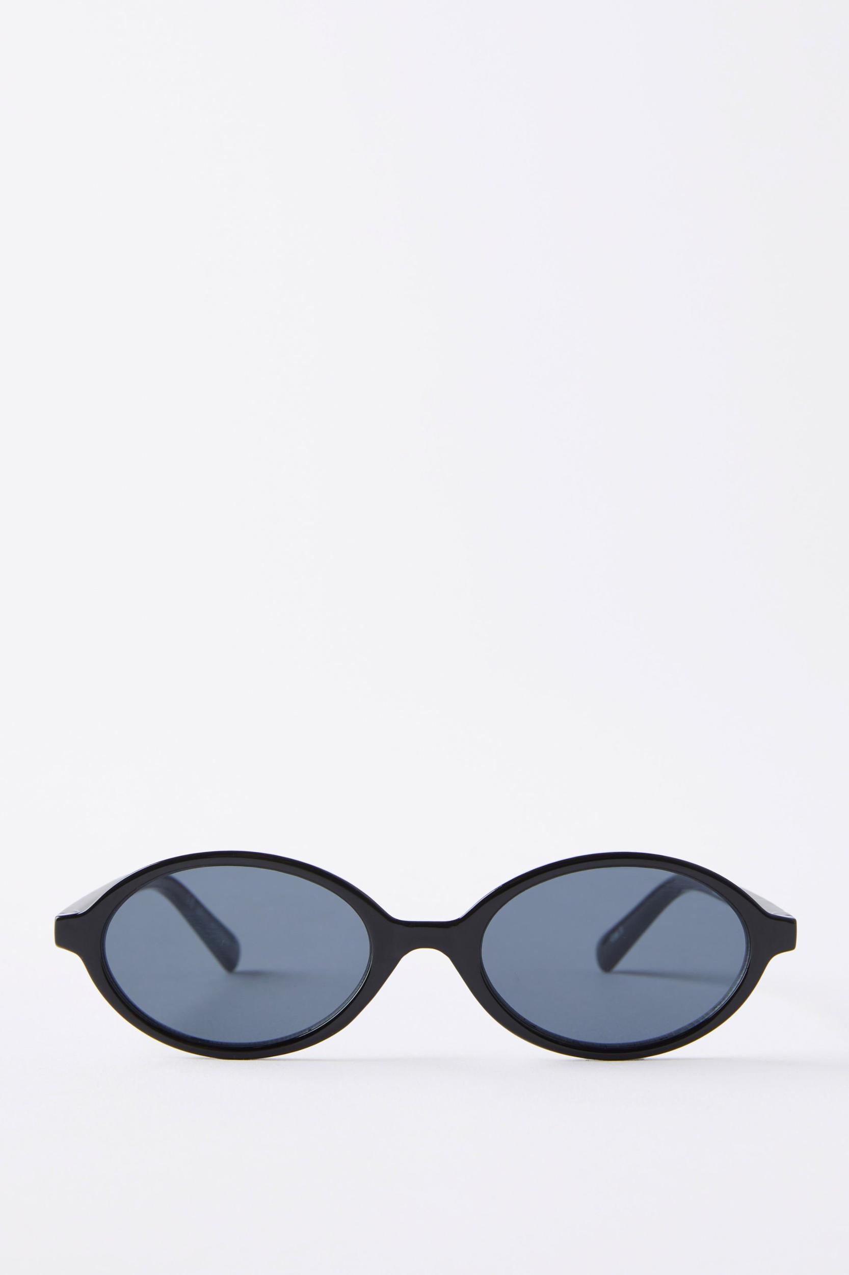 Annalise Mini Round Sunglasses Product Image