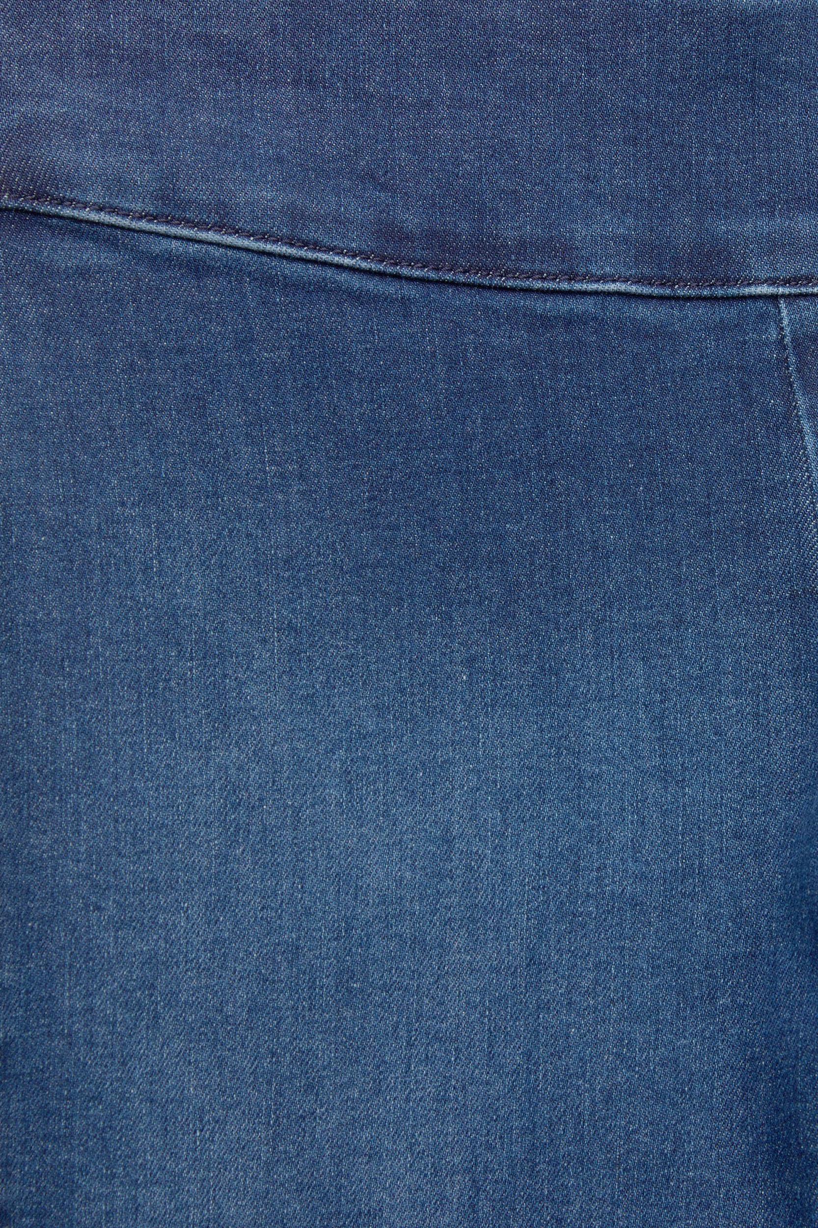 Low-rise bell bottom jeans Product Image