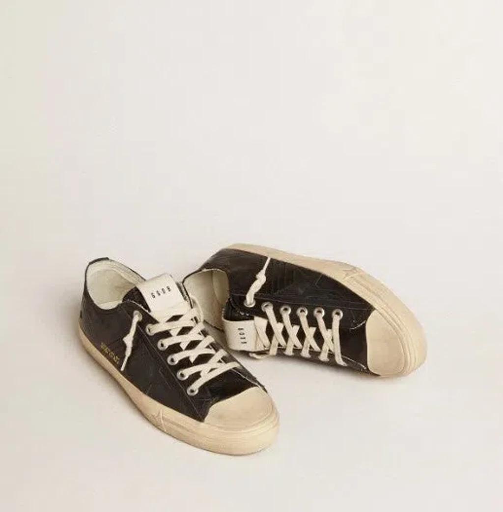 GOLDEN GOOSE Deluxe Brand Vintage-inspired Black Leather Sneakers With Contrasting White Laces Product Image