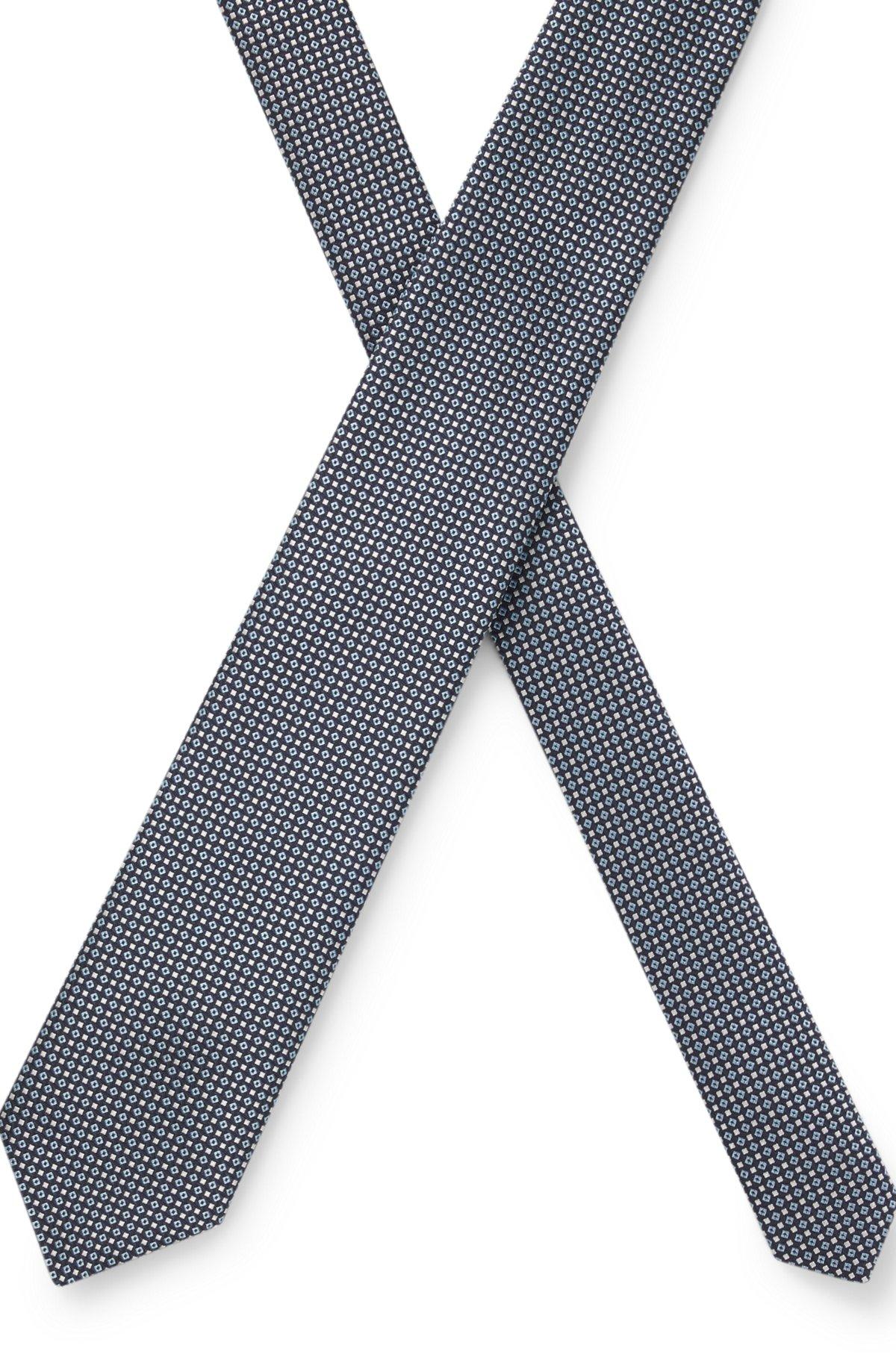 Jacquard-pattern tie in a silk blend Product Image