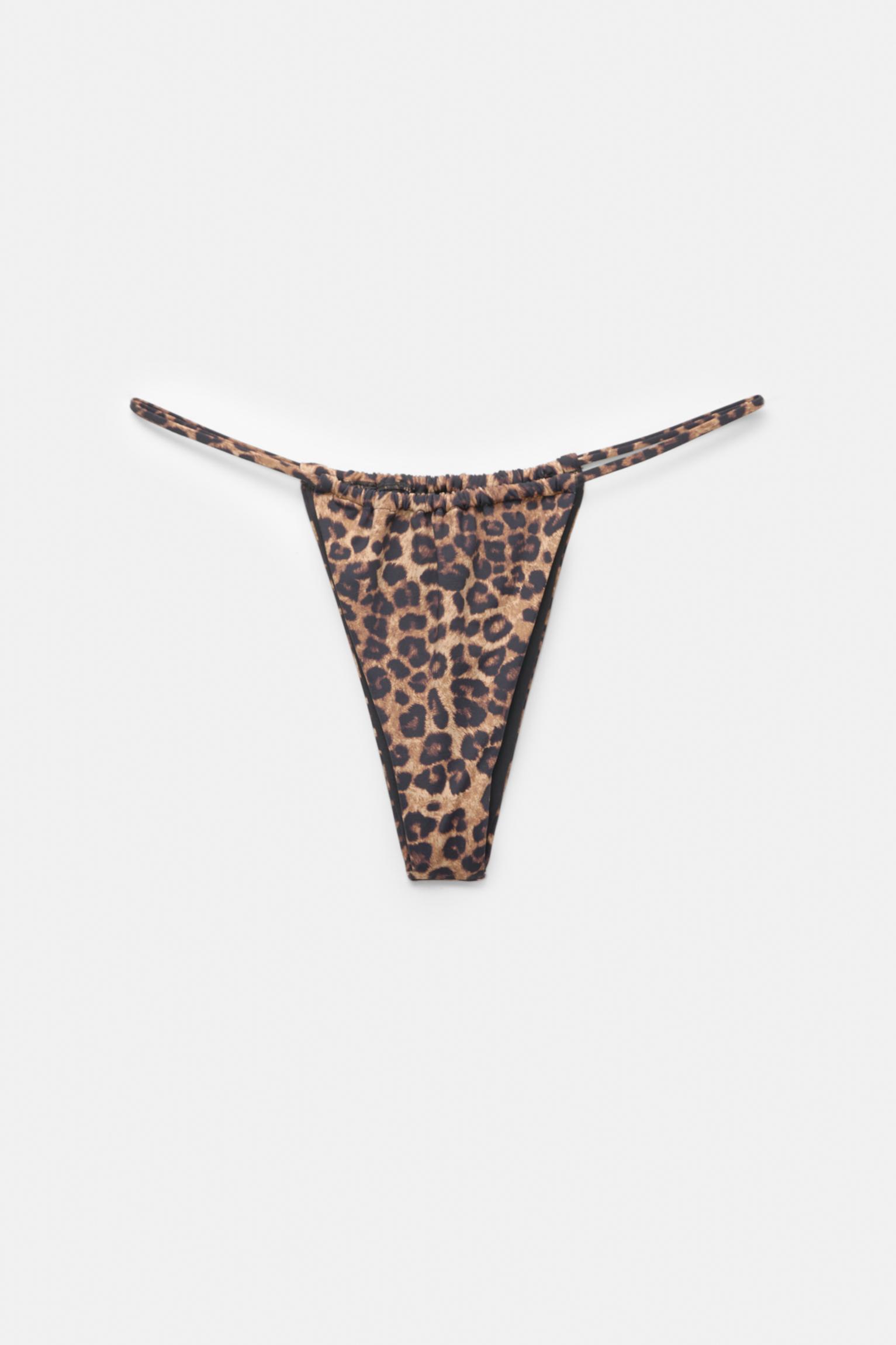 Leopard print gathered bikini bottoms Product Image
