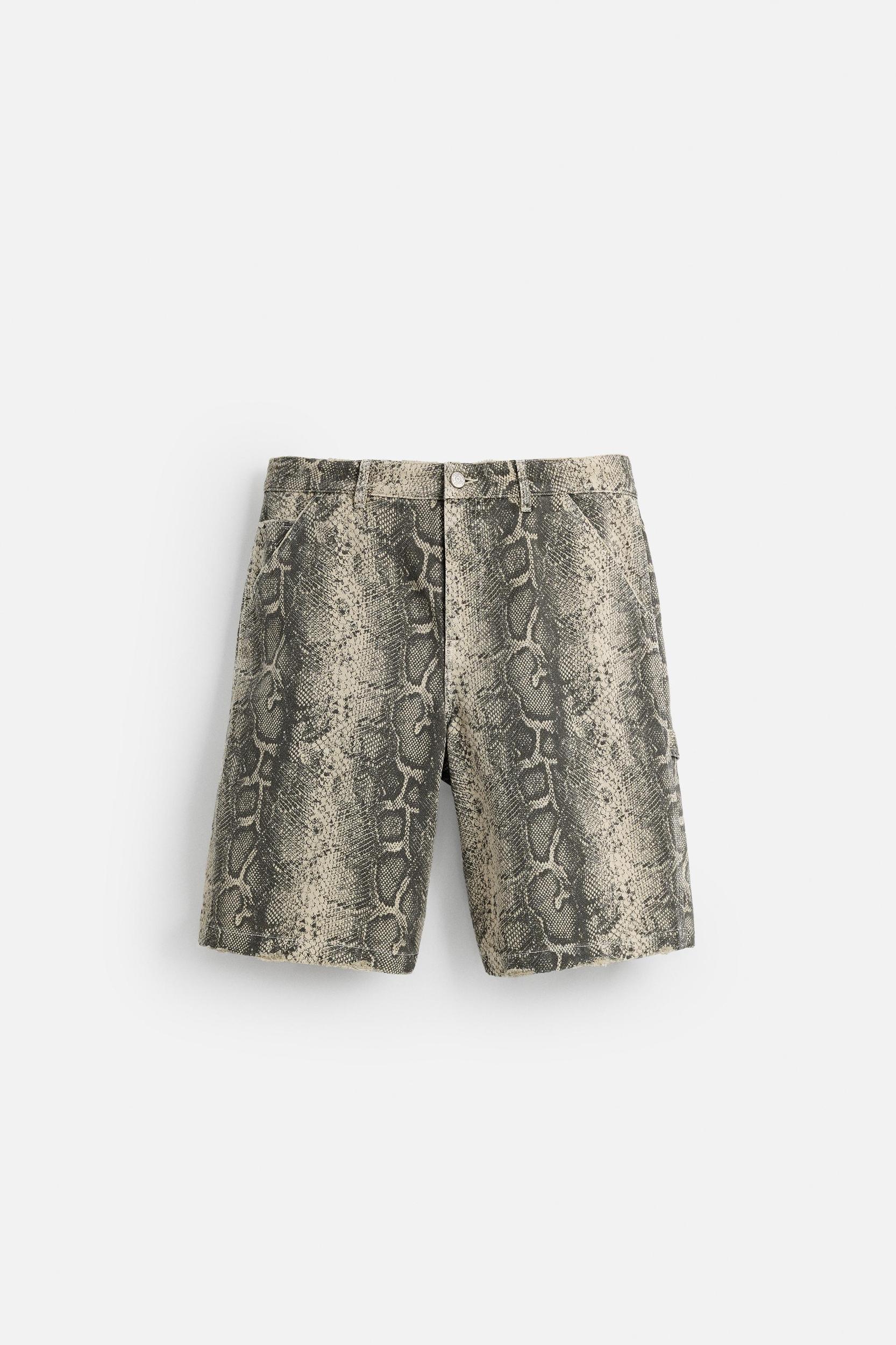 ANIMAL PRINT CARPENTER POCKET SHORTS Product Image