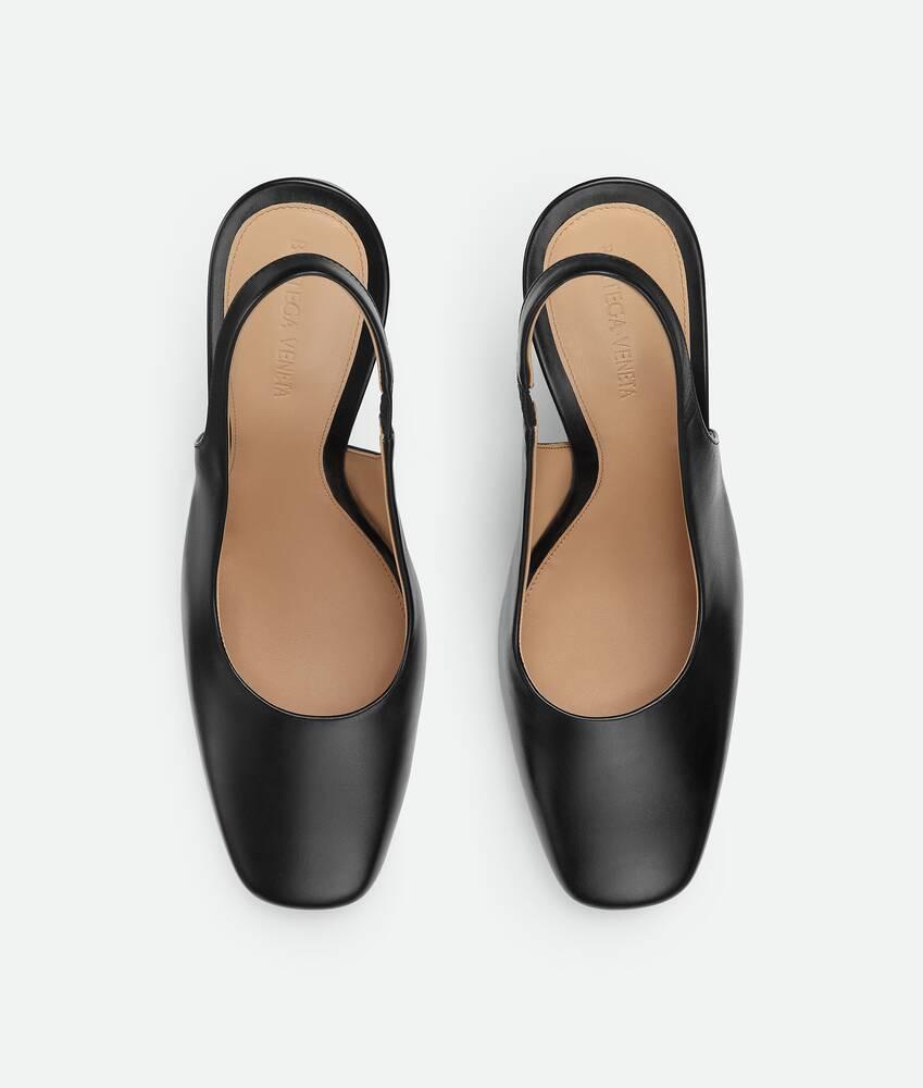 Women's Knot Pump in Black Product Image