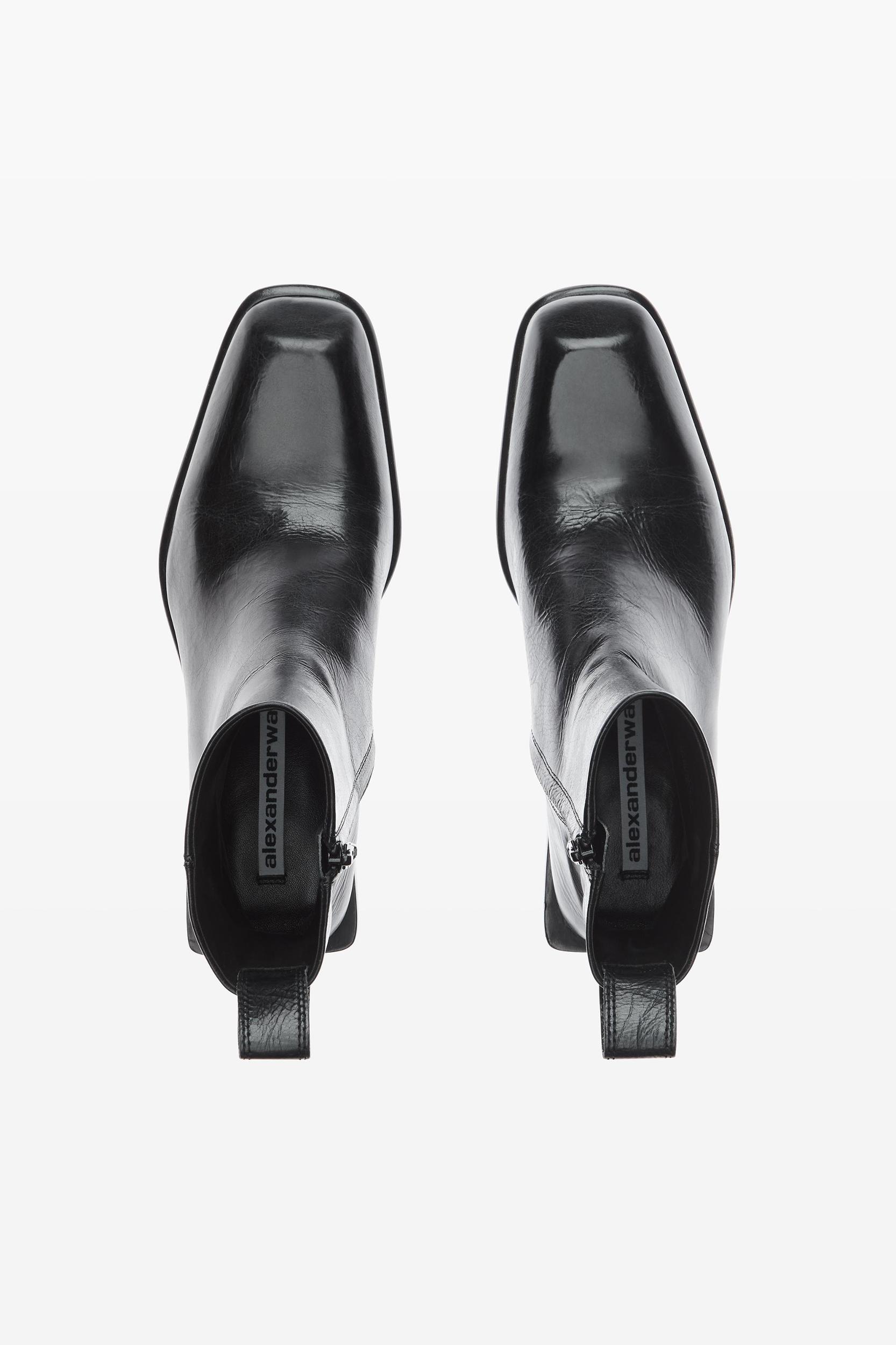 Throttle Ankle Boot In Calf Leather Product Image