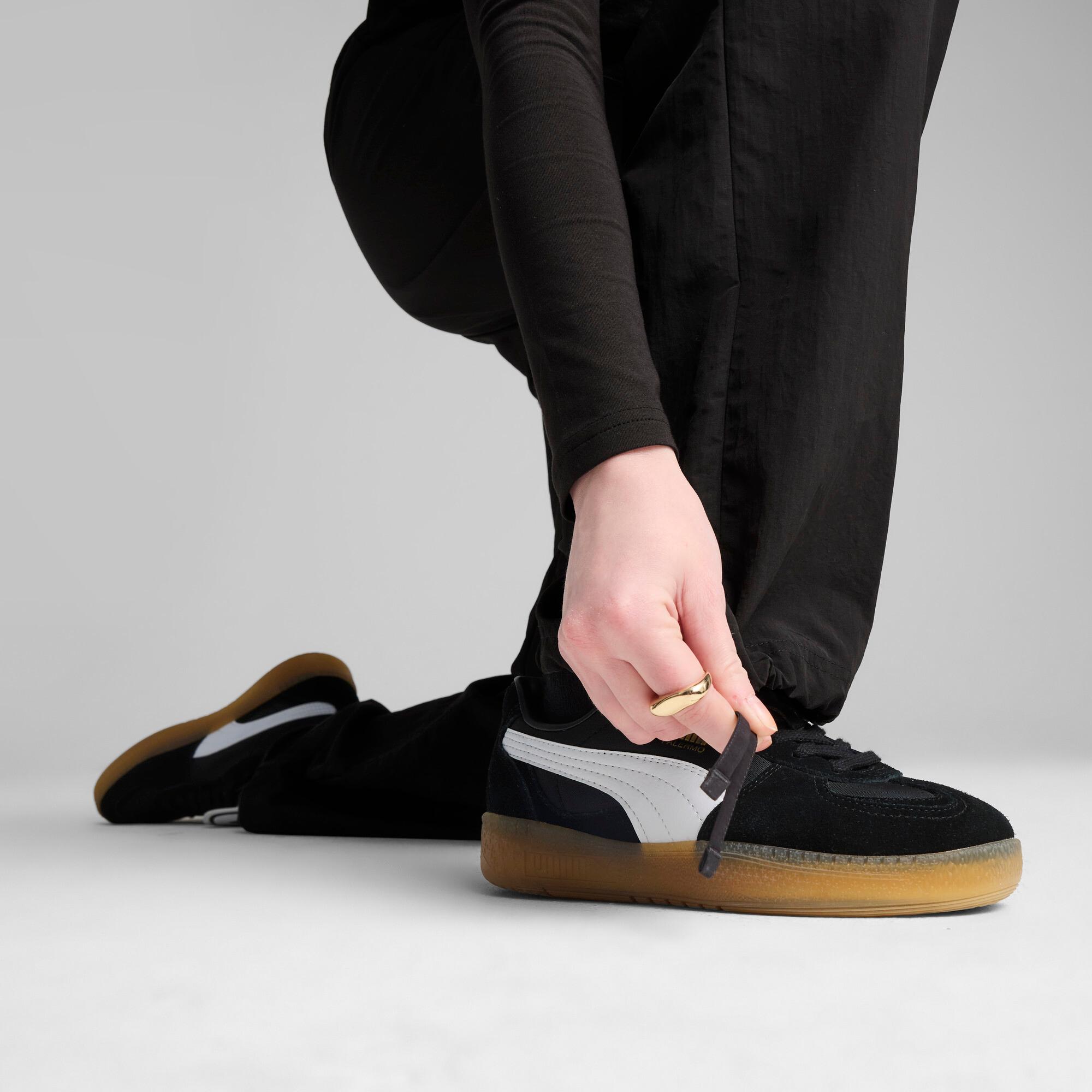 PUMA Wardrobe Essentials Women's Relaxed Woven Cargo Pants Product Image