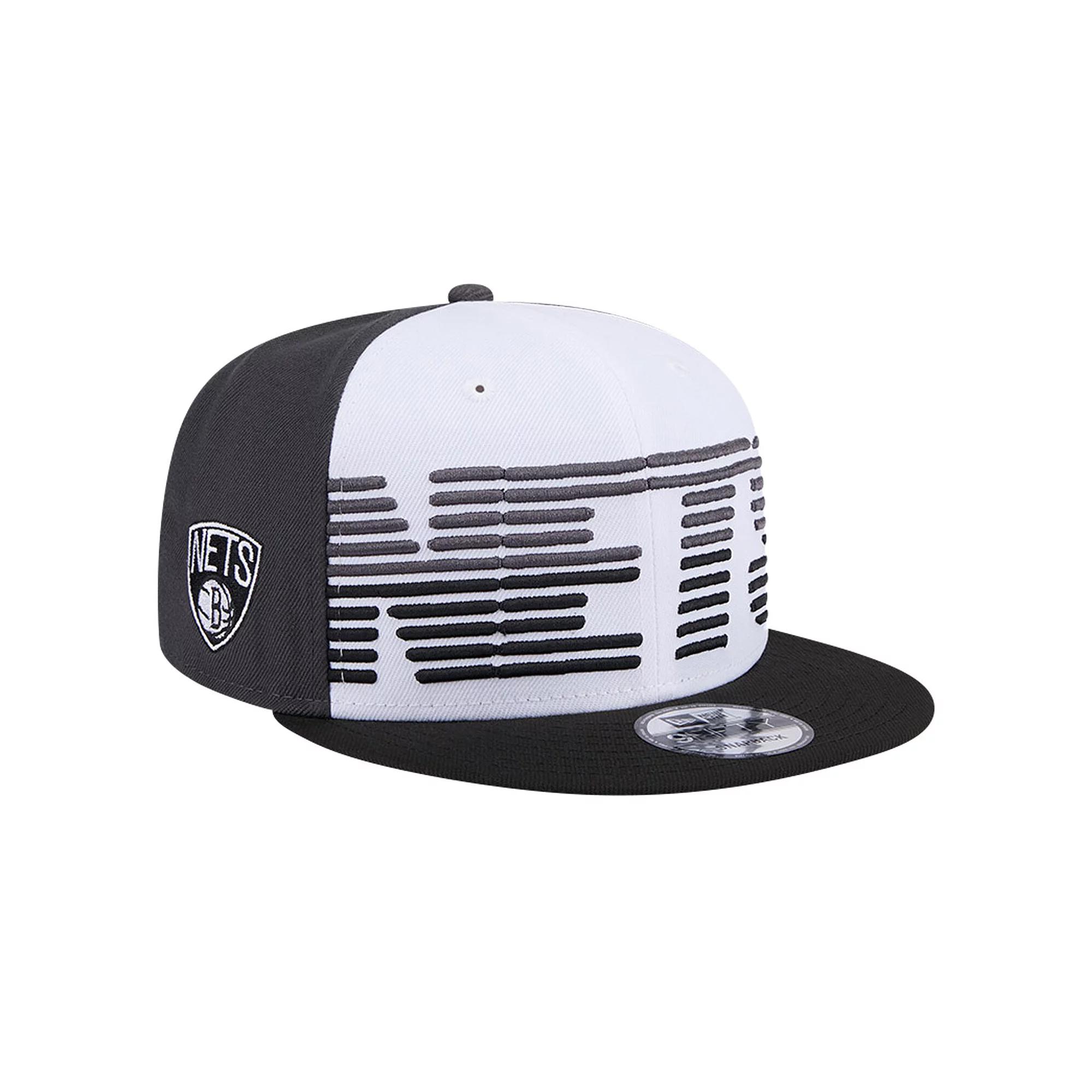 Men's New Era White/Black Brooklyn Nets Throwback Gradient Tech Font 9FIFTY Snapback Hat Product Image