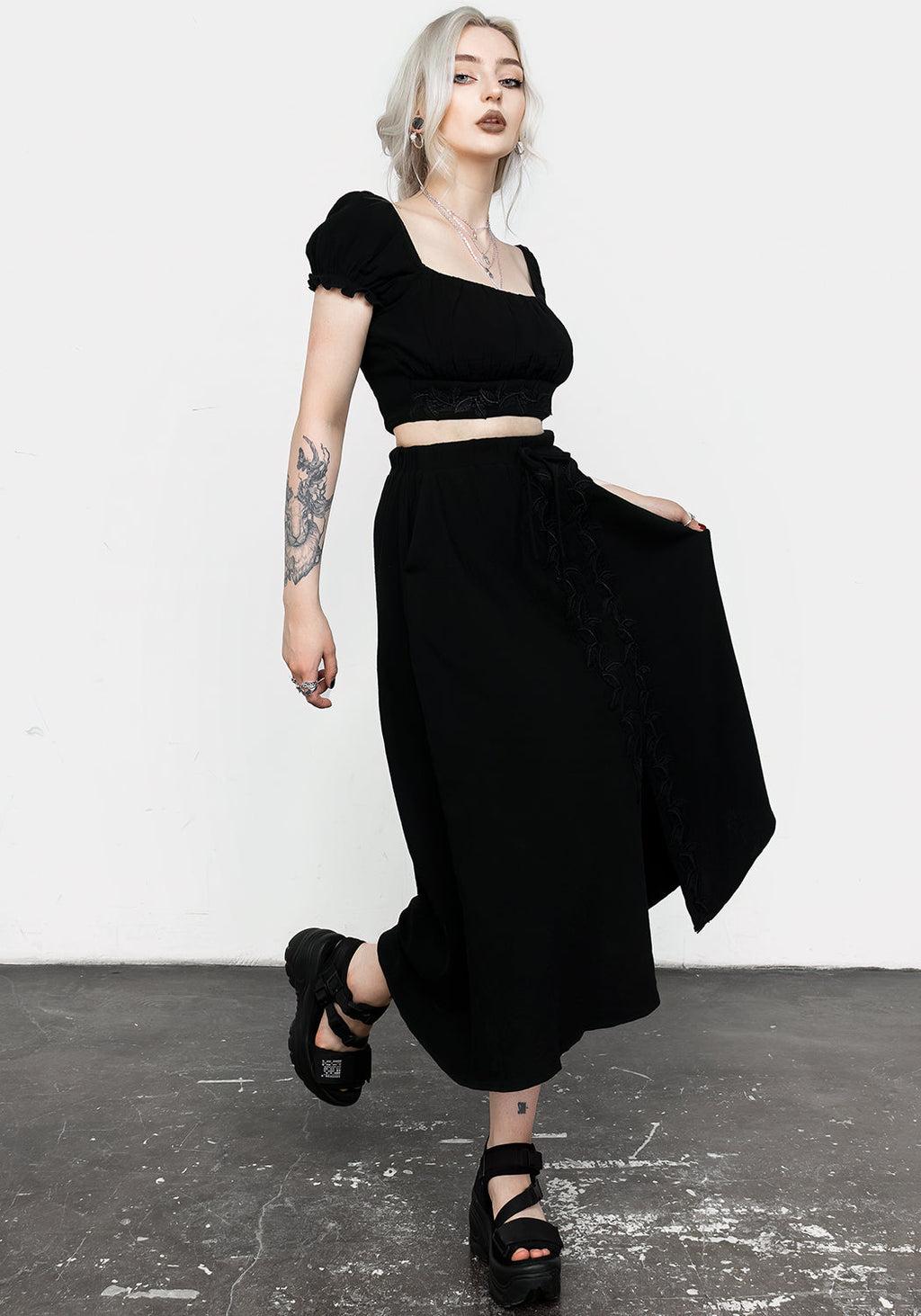 Vine Textured Midi Skirt Product Image