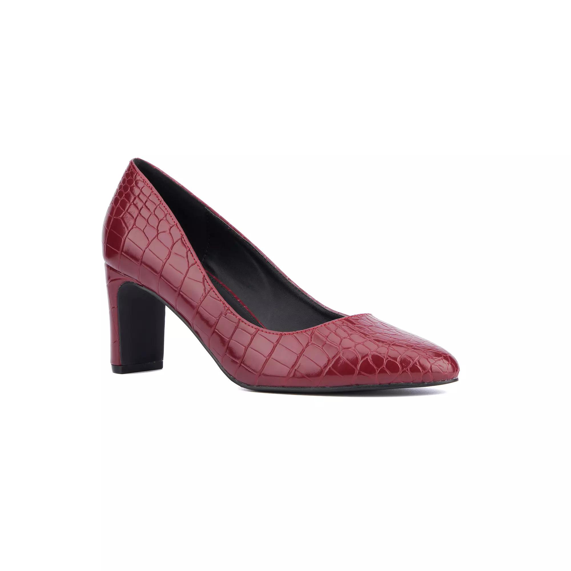 Fashion to Figure Hope Women's Wide Width Pumps,  Product Image