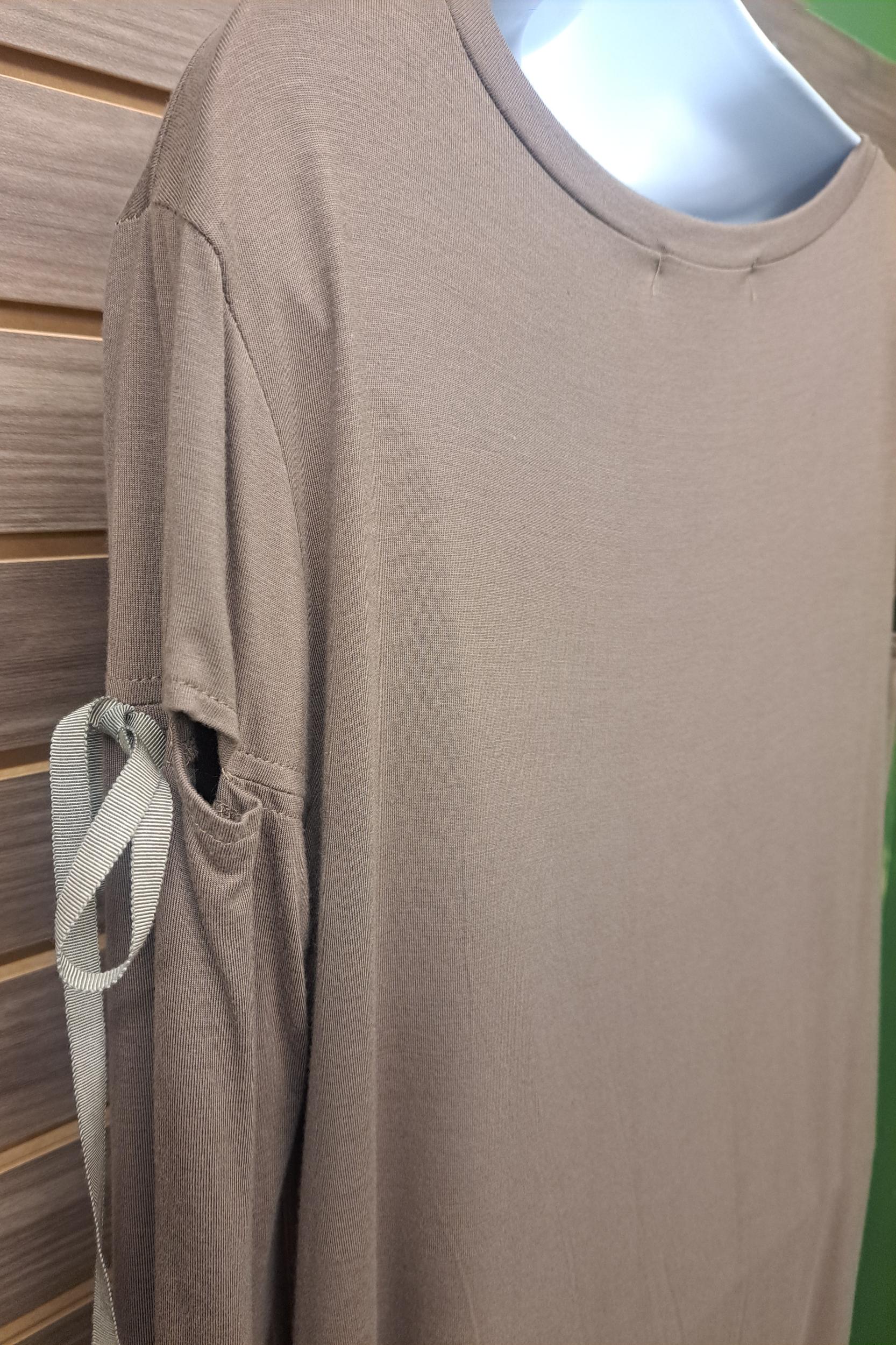 Brown laced long sleeve round neck Product Image