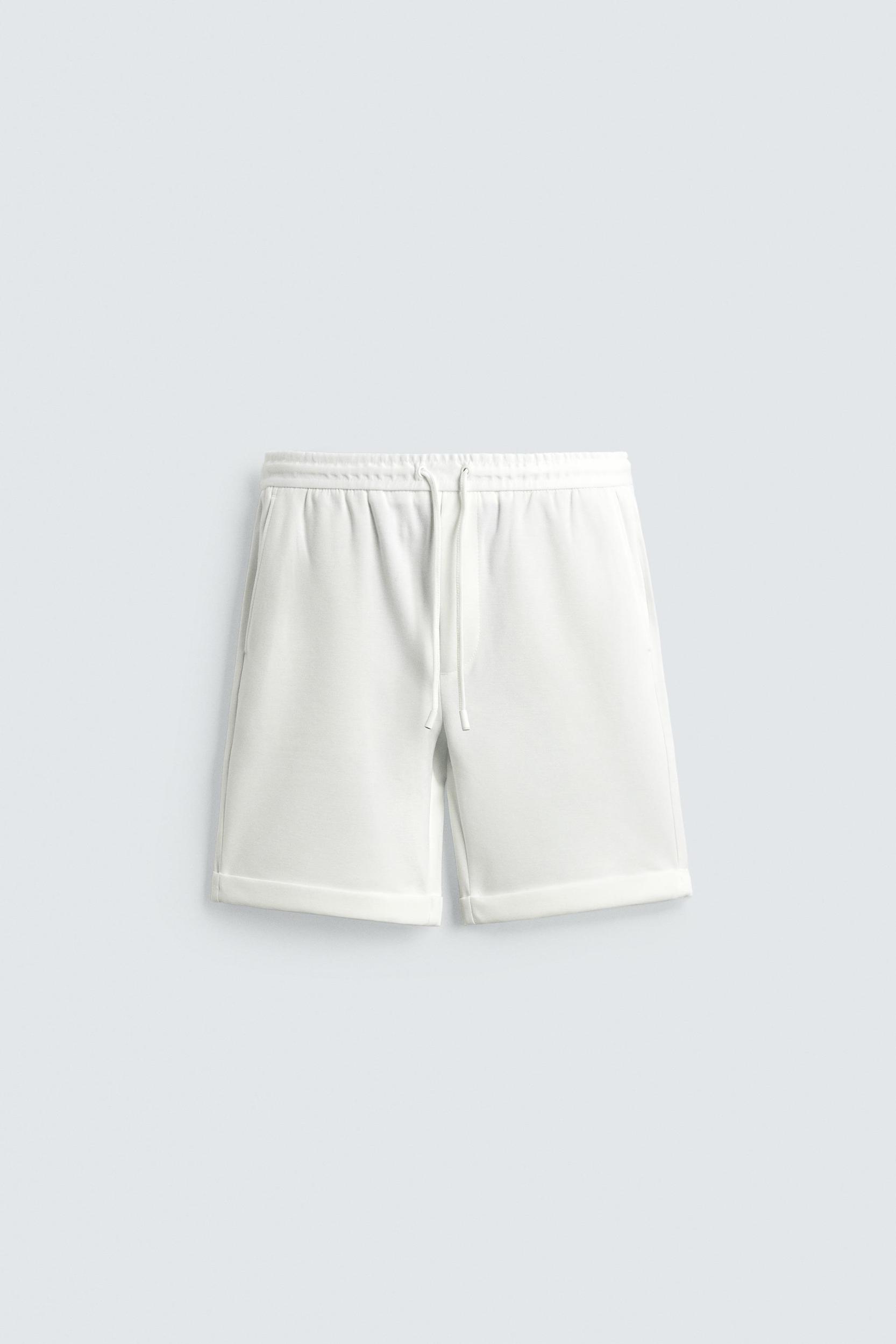 REGULAR FIT COMFORT SHORTS Product Image