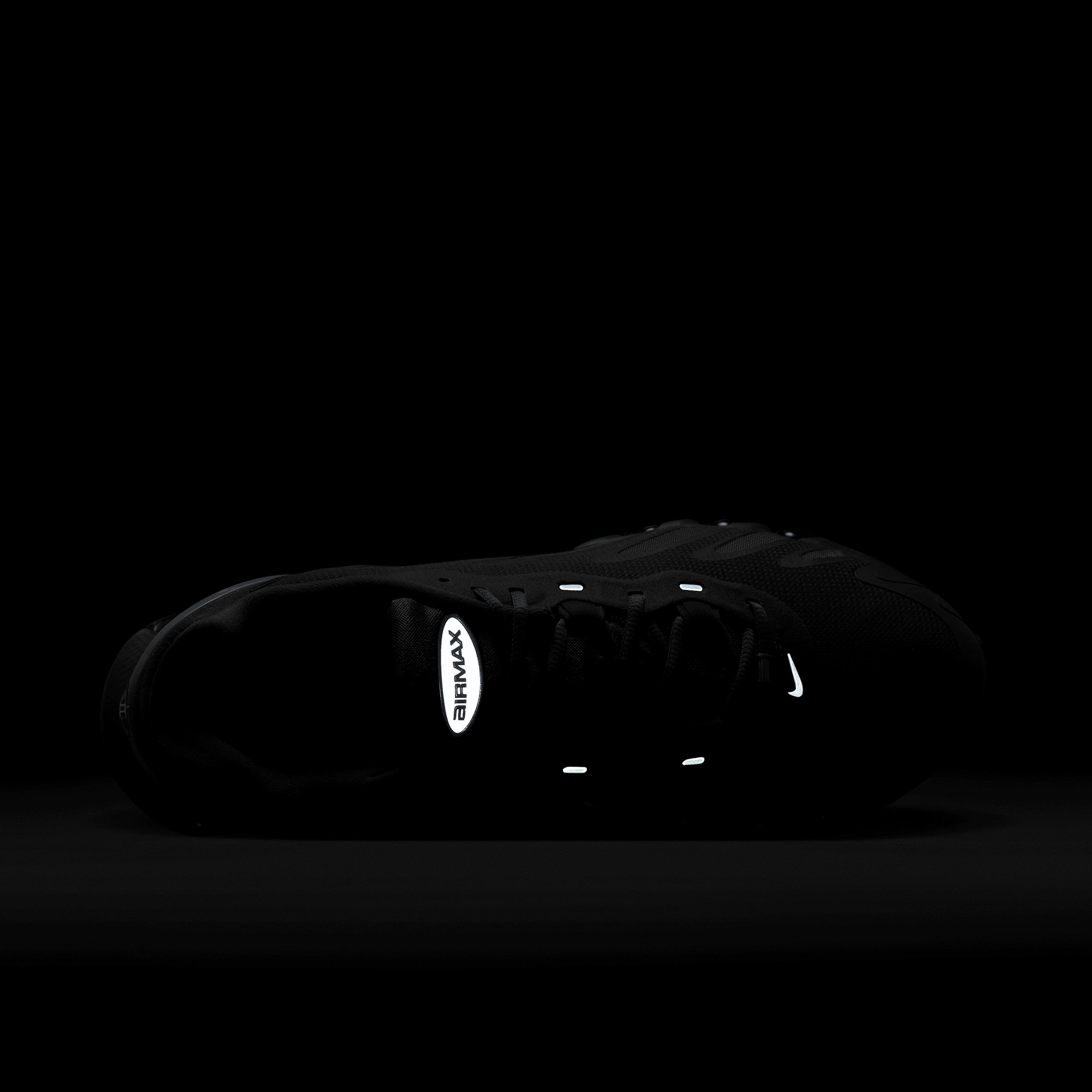 Nike Promina Men's Walking Shoes Product Image