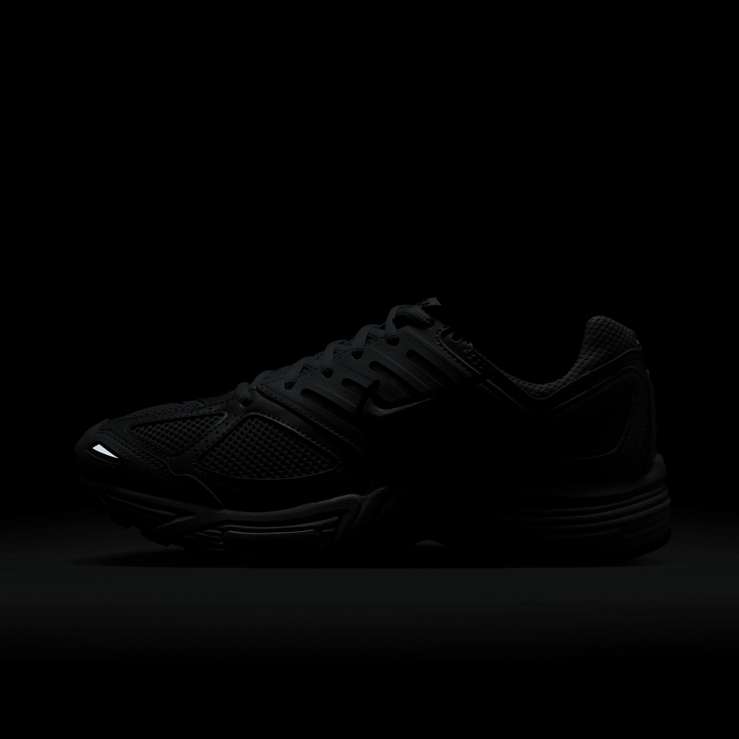 Nike Women's Air Pegasus 2005 Shoes Product Image