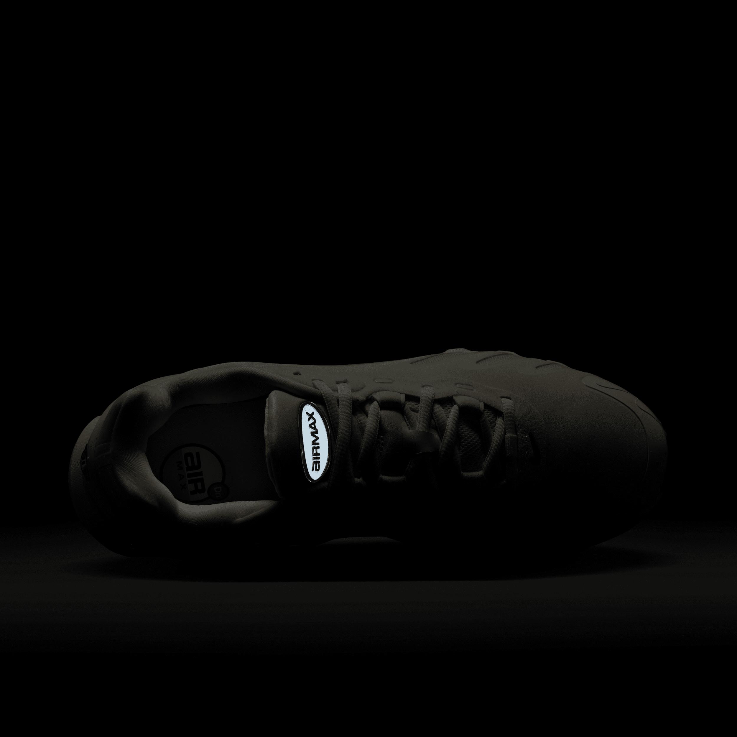 Nike Womens Air Max Dn Shoes | HF5509-101 Product Image