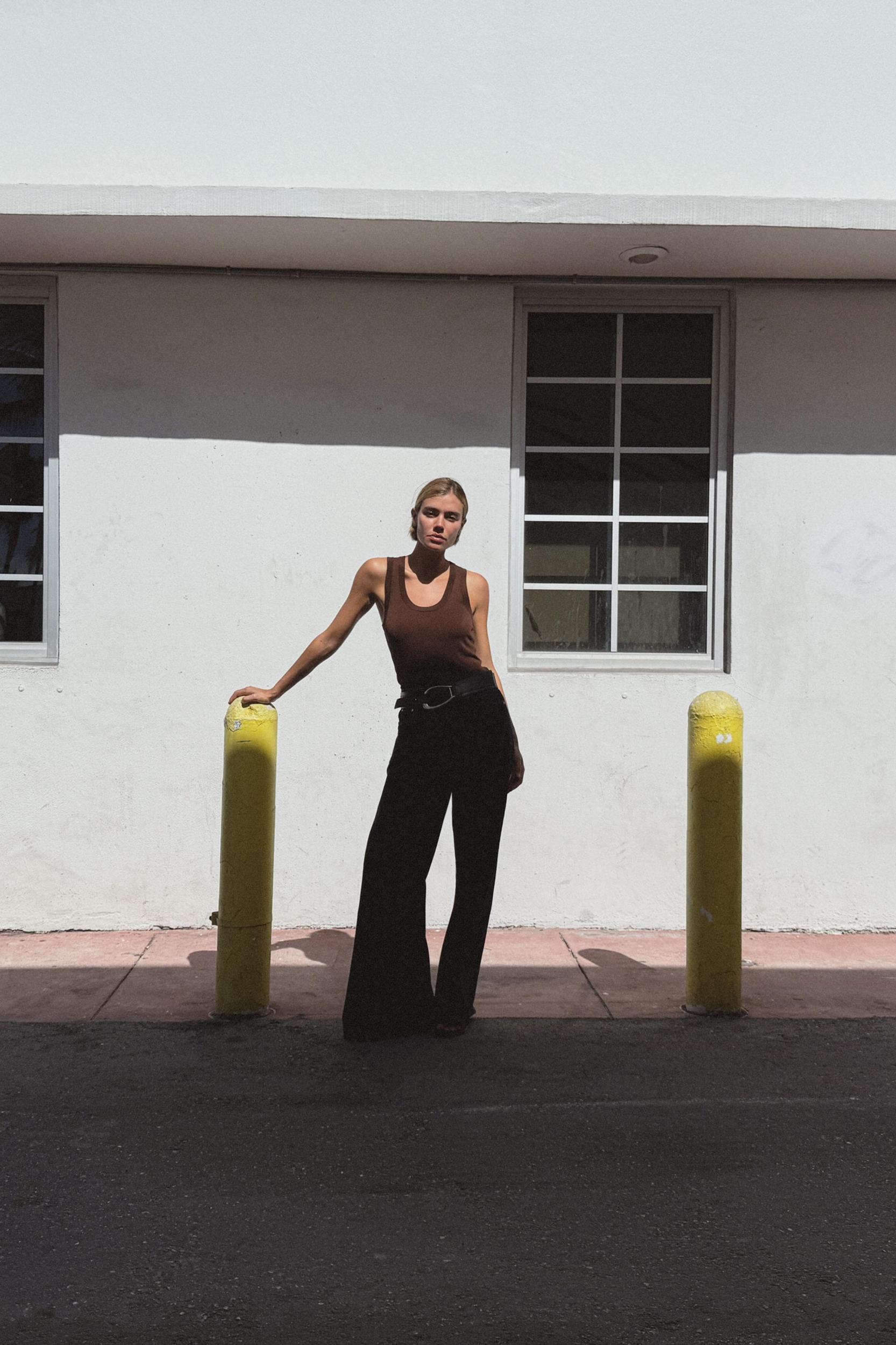 SMOOTH KNIT BASIC TOP Product Image