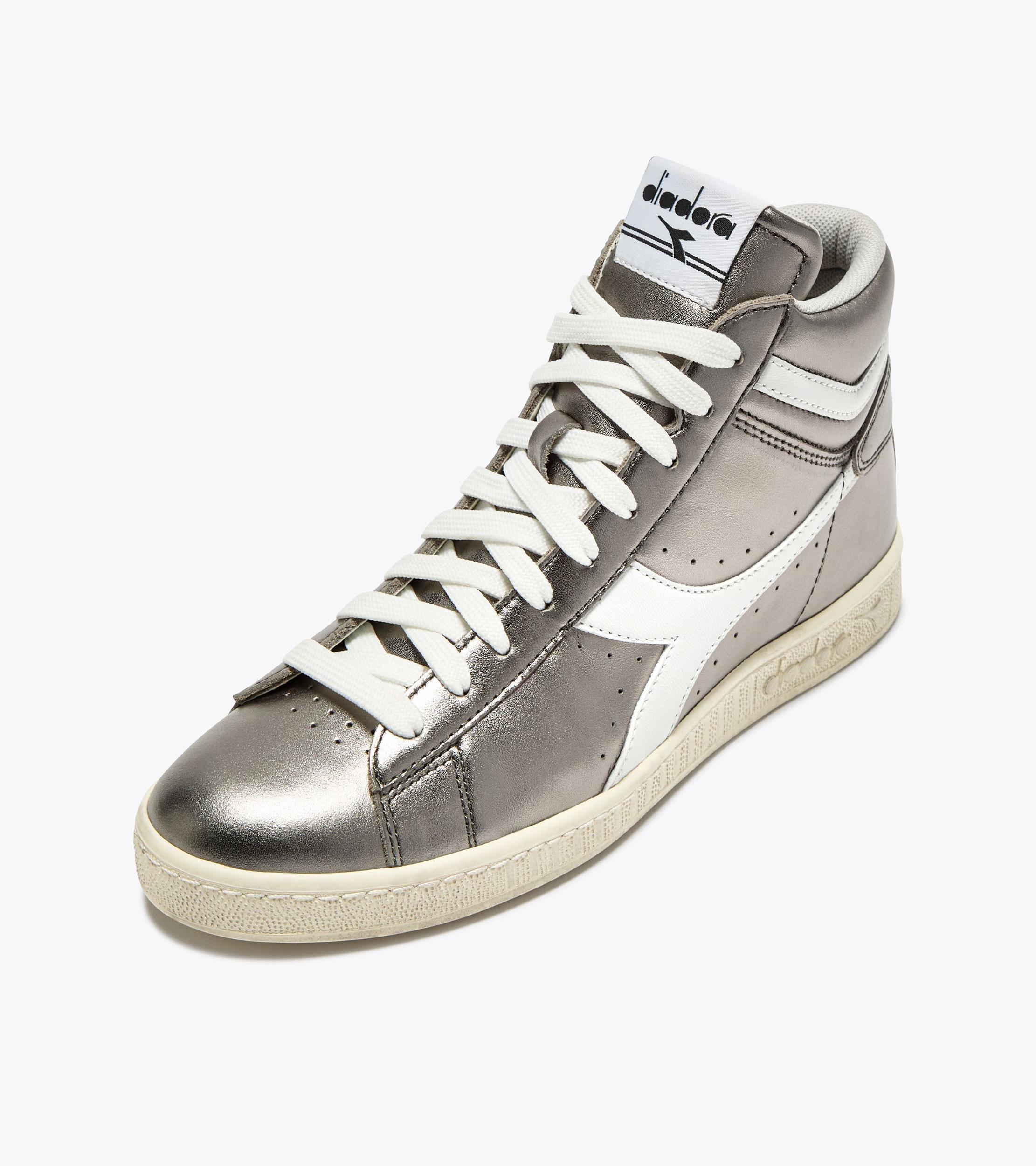 GAME L HIGH METALLIC WN Product Image