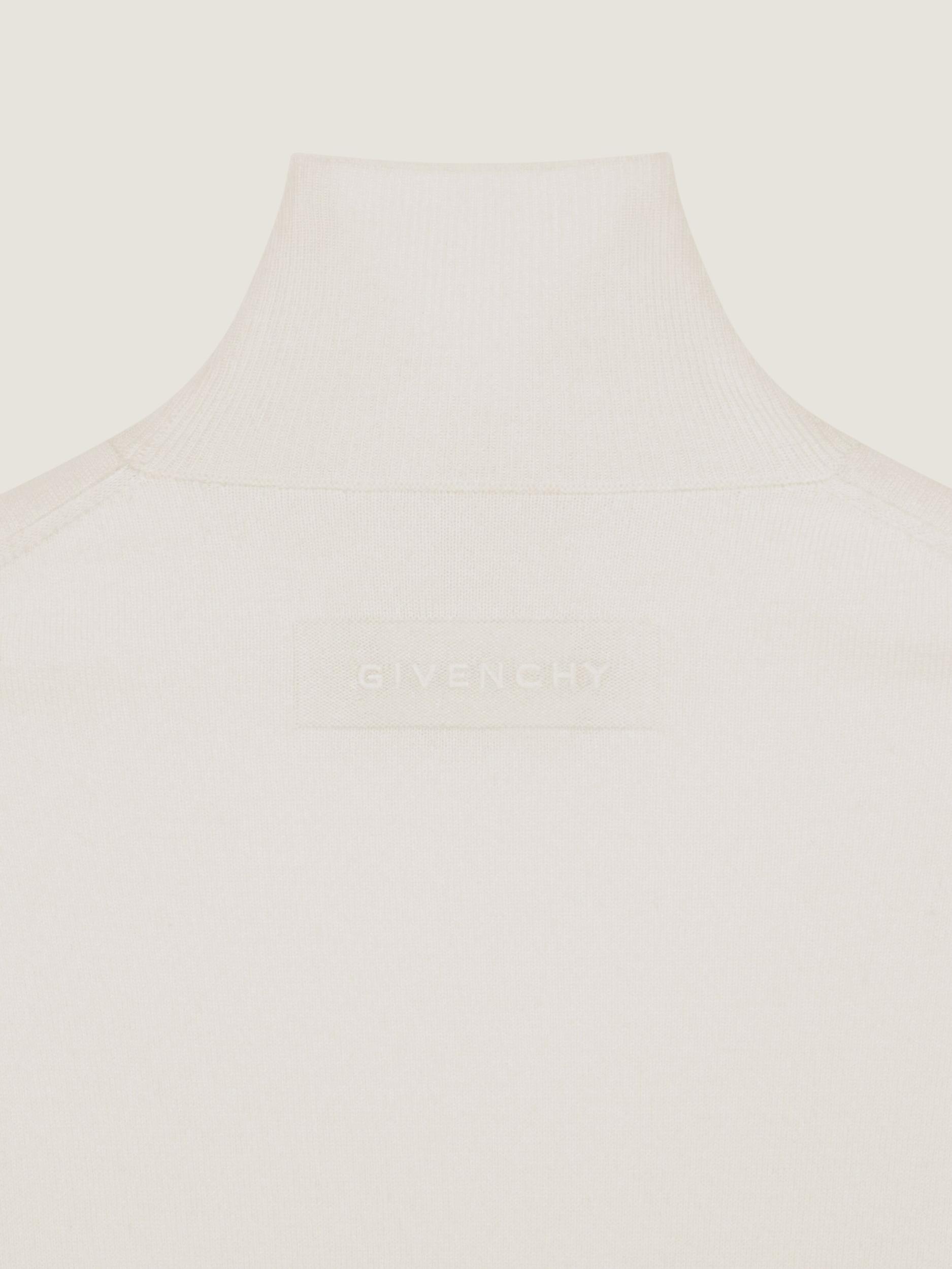 Turtleneck sweater in cashmere knit Product Image