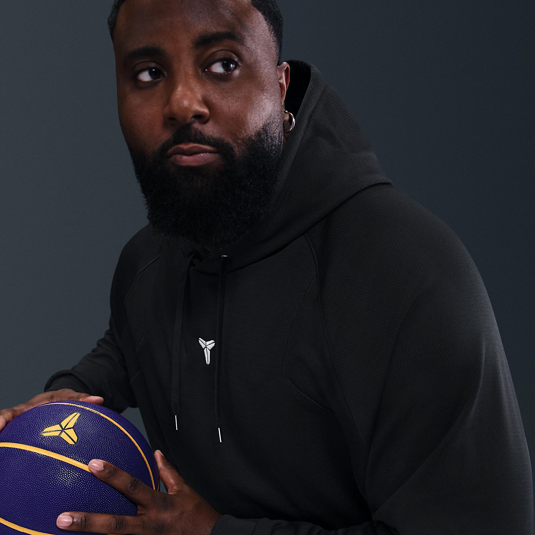 Nike Mens Kobe Therma-FIT Pullover Hoodie | HJ8109-010 Product Image