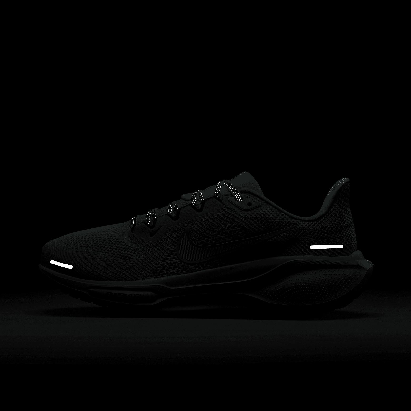 Nike Womens Pegasus 41 Running Shoes Product Image