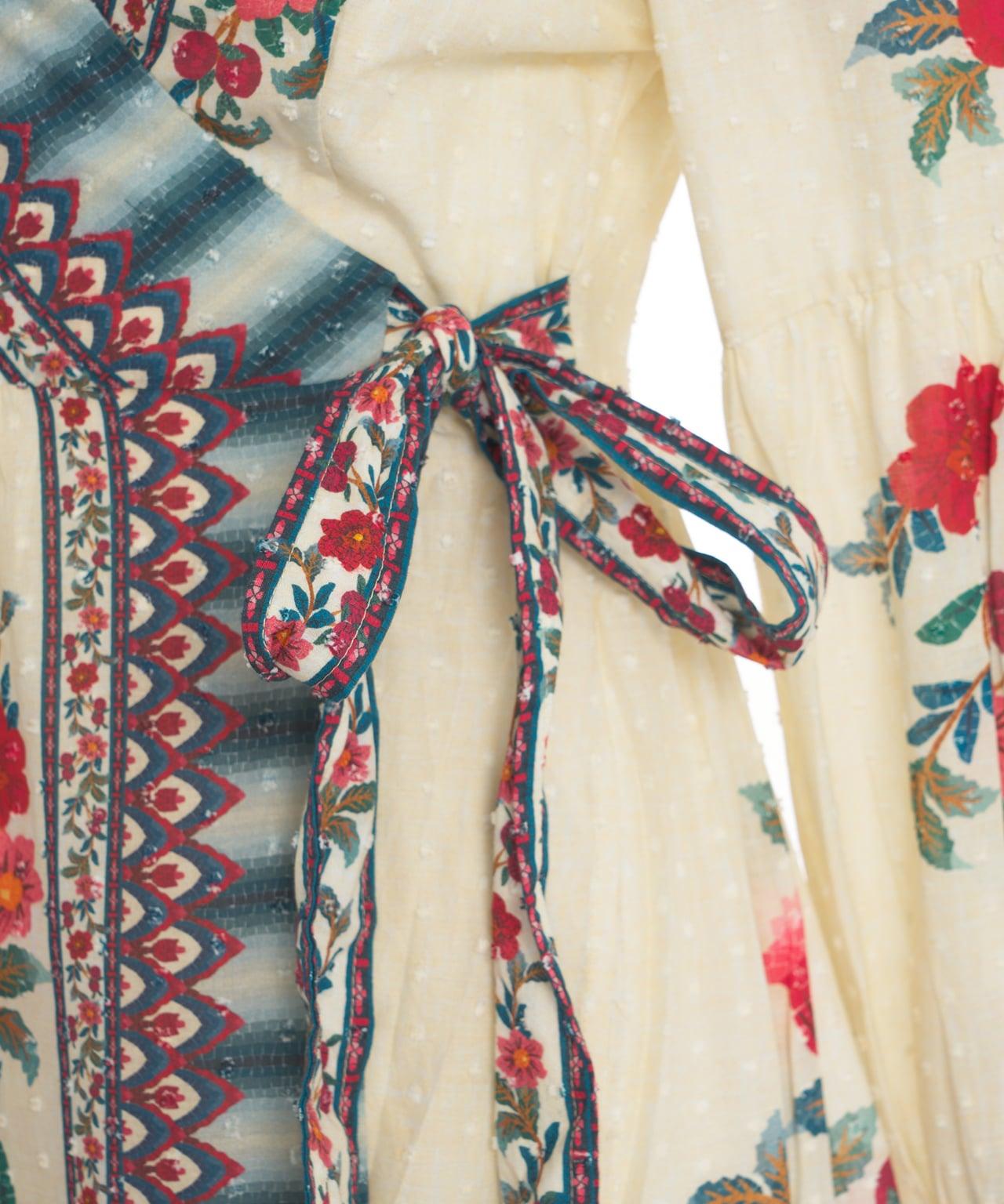 Wrap dress with floral pattern Product Image