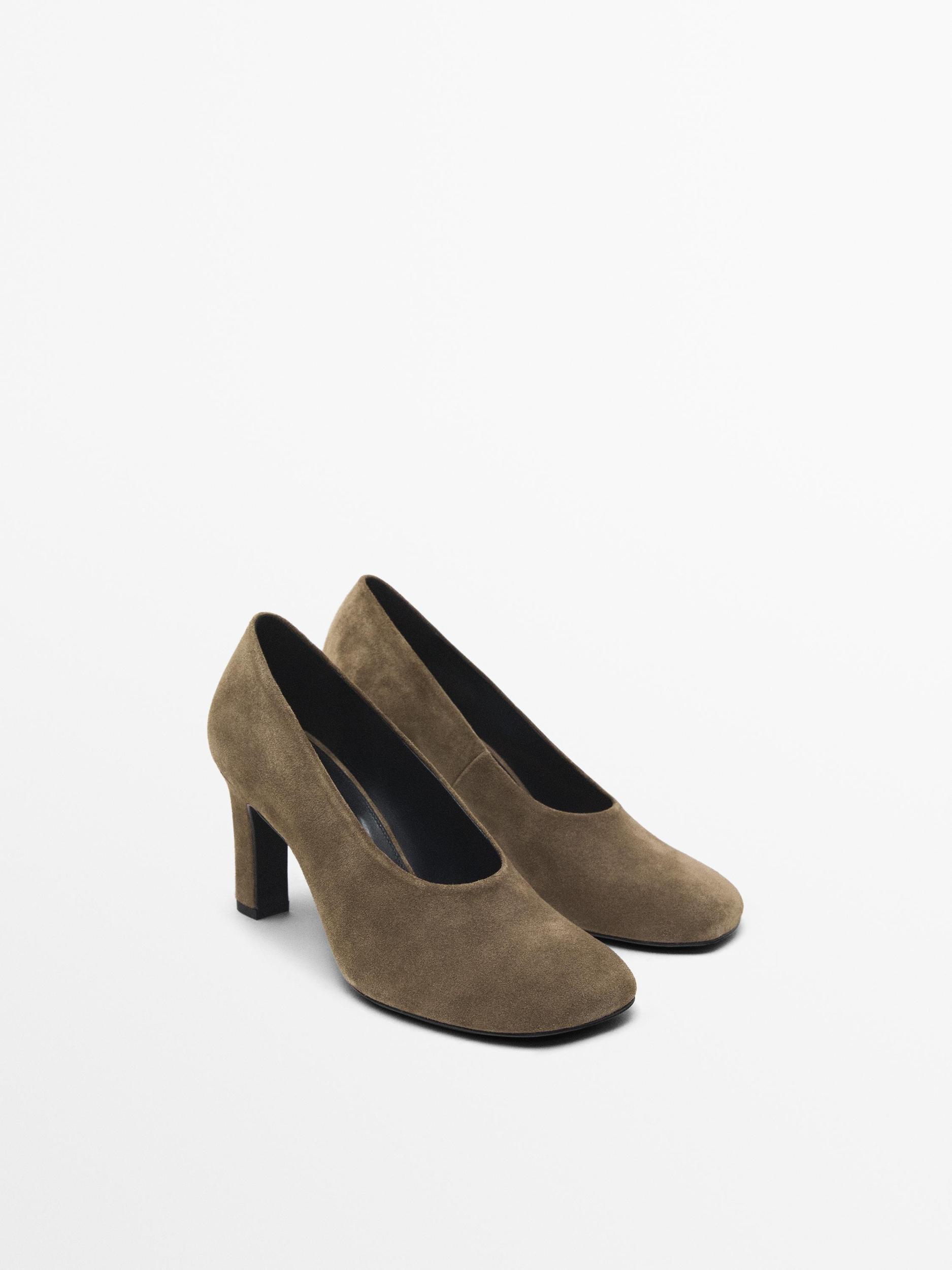 Split suede heeled shoes Product Image