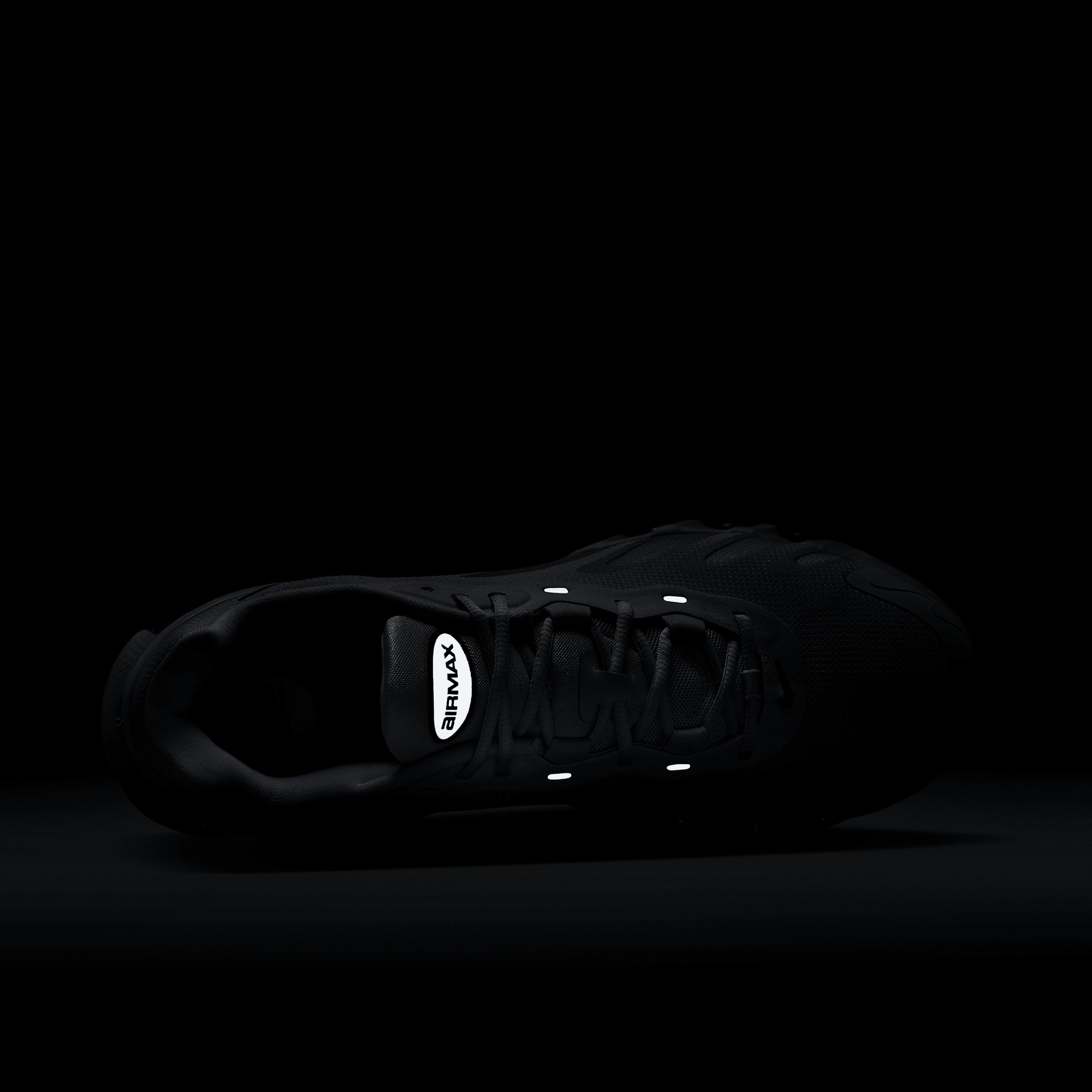 Nike Mens Air Max Dn8 Shoes | FQ7860-010 Product Image