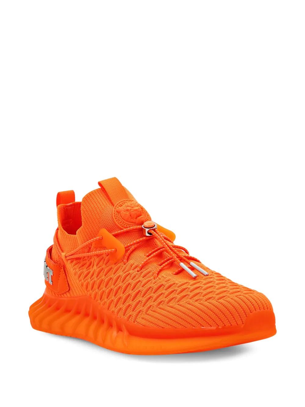 Runner logo-plaque sneakers Product Image