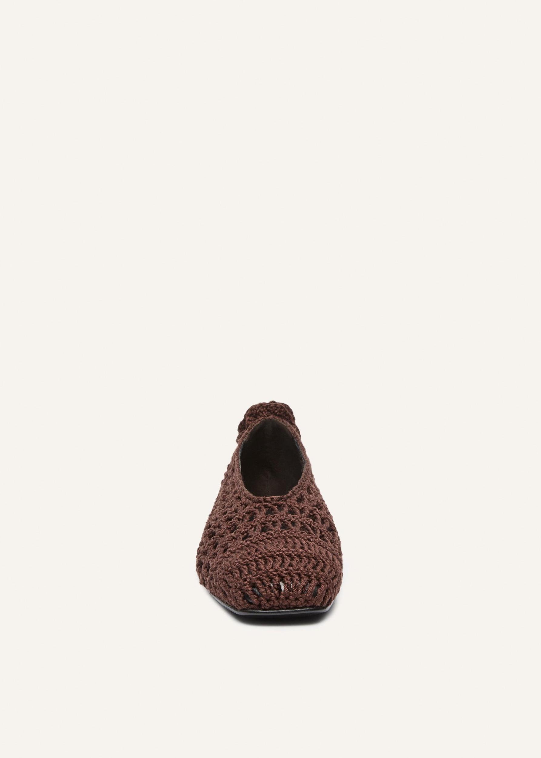 Crochet ballet flats in brown Product Image