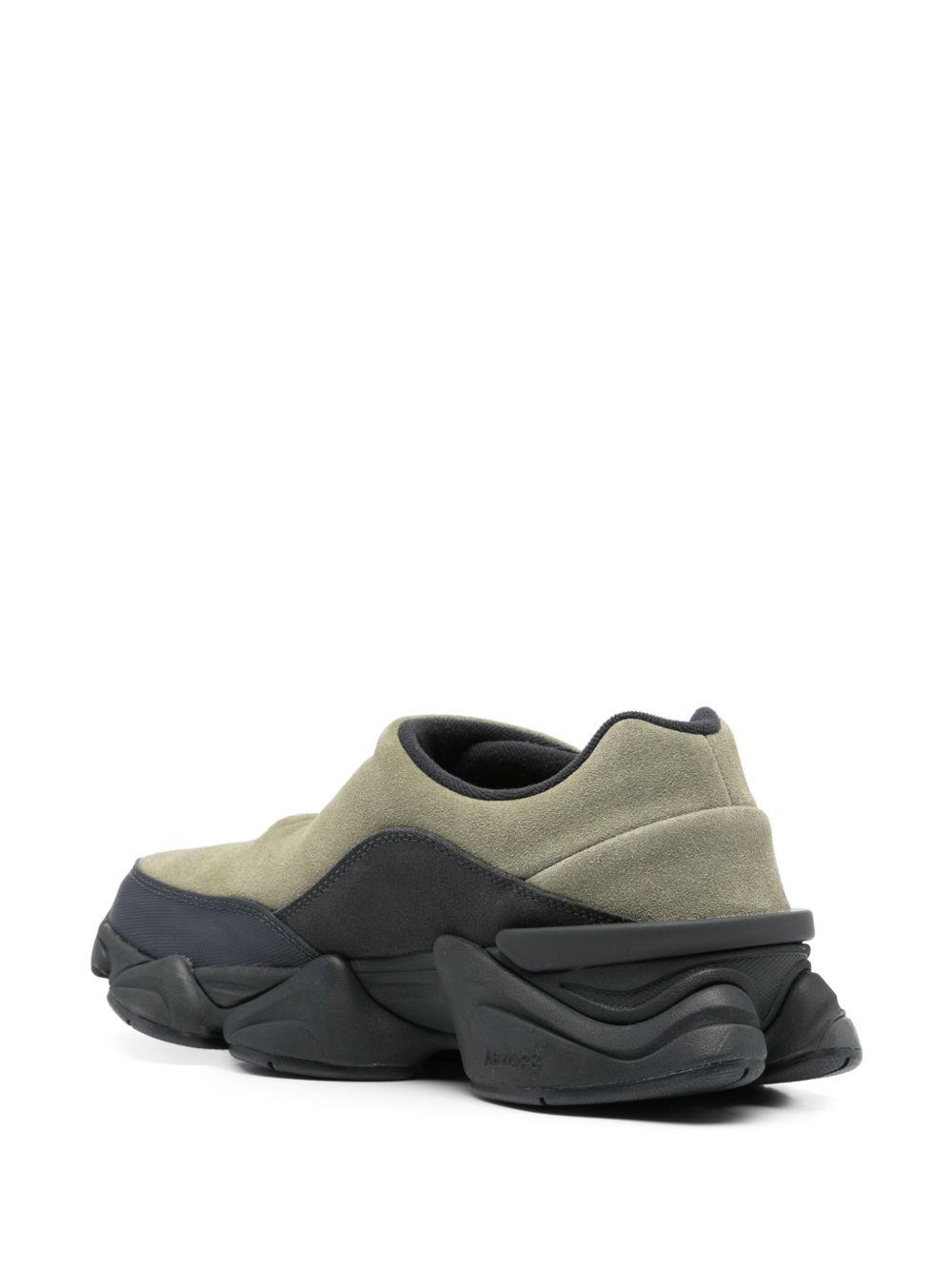 8040 sneakers Product Image