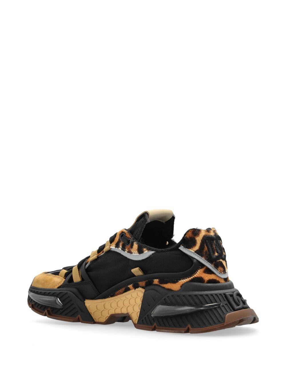 Airmaster sneakers Product Image