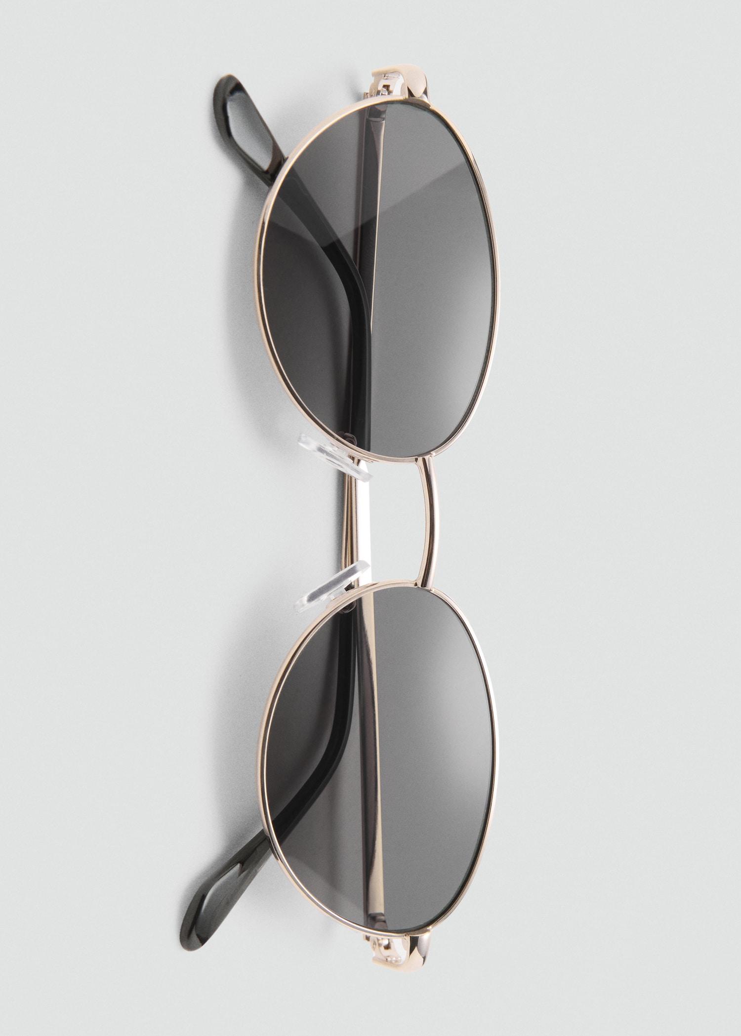 Metallic frame sunglasses - Women | MANGO USA Product Image
