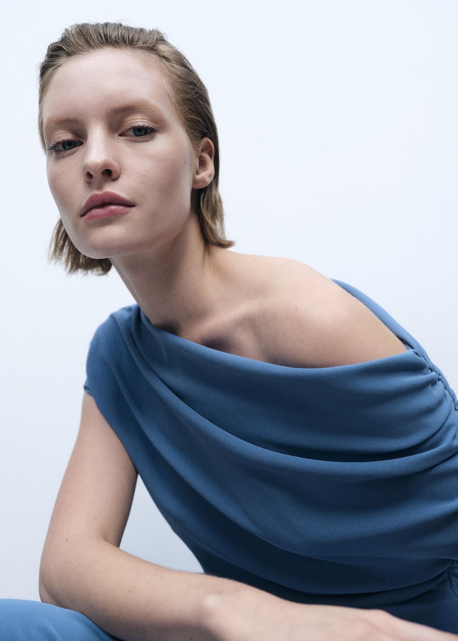 Asymmetrical-neck midi-dress - Women | MANGO USA Product Image