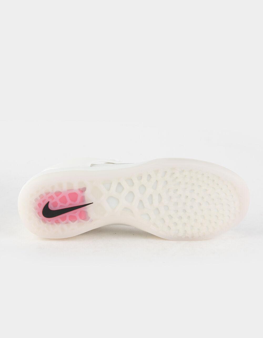 NIKE SB Zoom Nyjah 3 Skate Shoes - WHITE Product Image