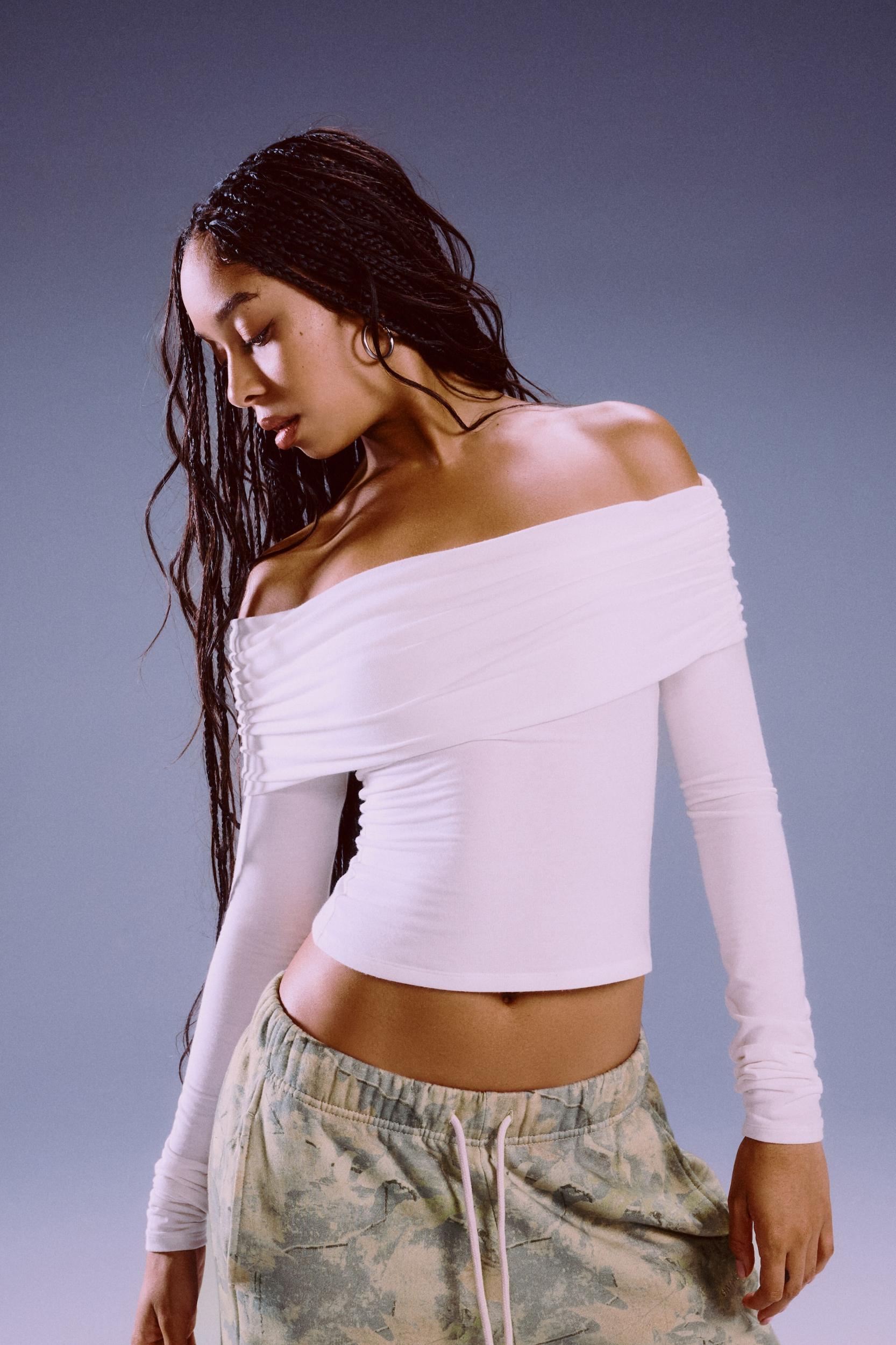 Low Rise Baggy Pants Product Image