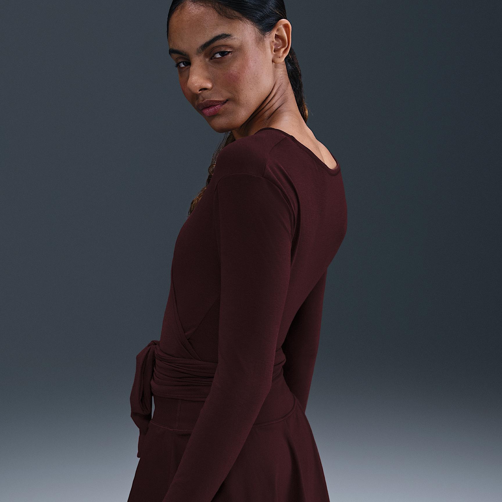 Nike Women's One Relaxed Dri-FIT Top Product Image