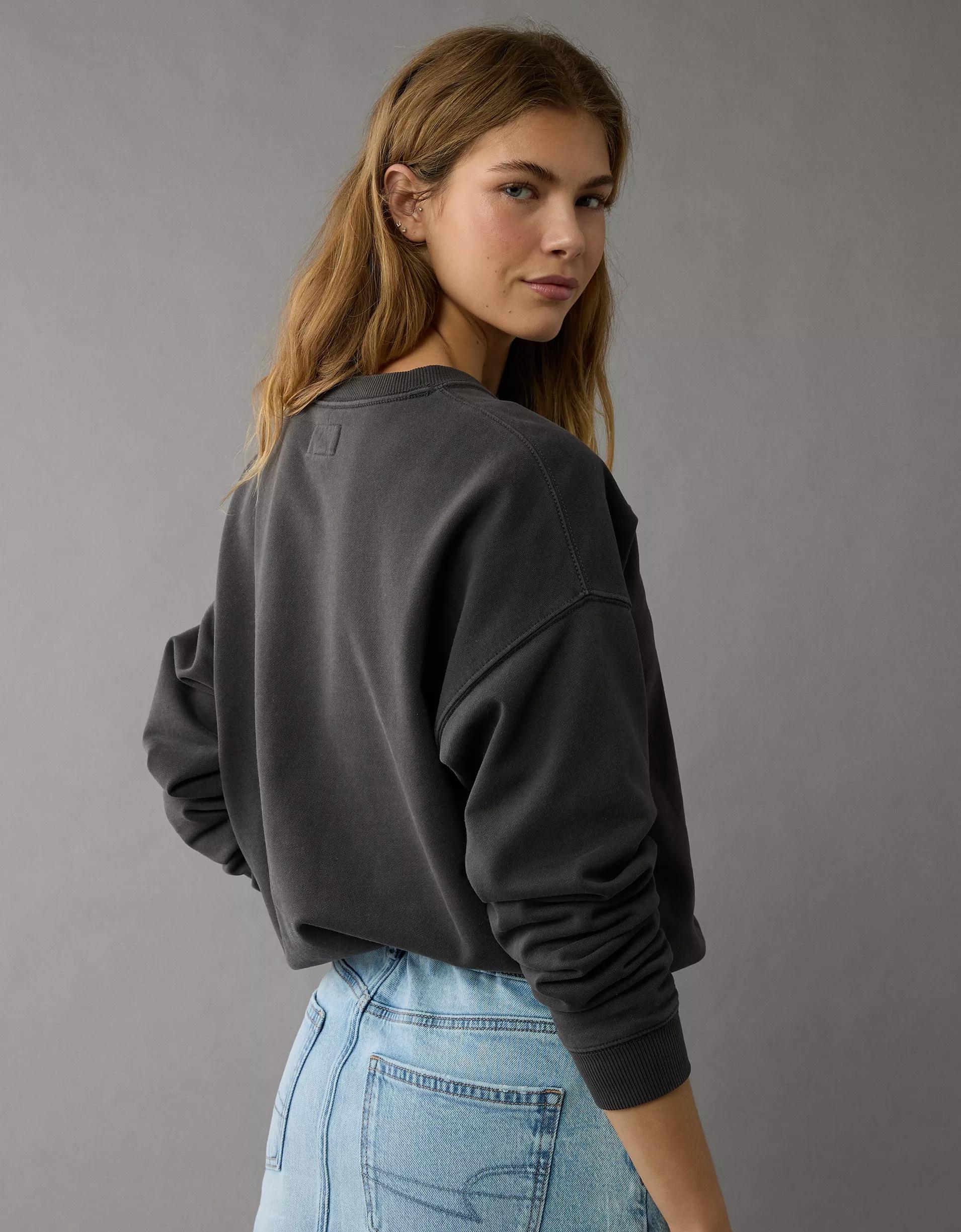 AE Valentine's Day Graphic Relaxed Crew Neck Sweatshirt Product Image