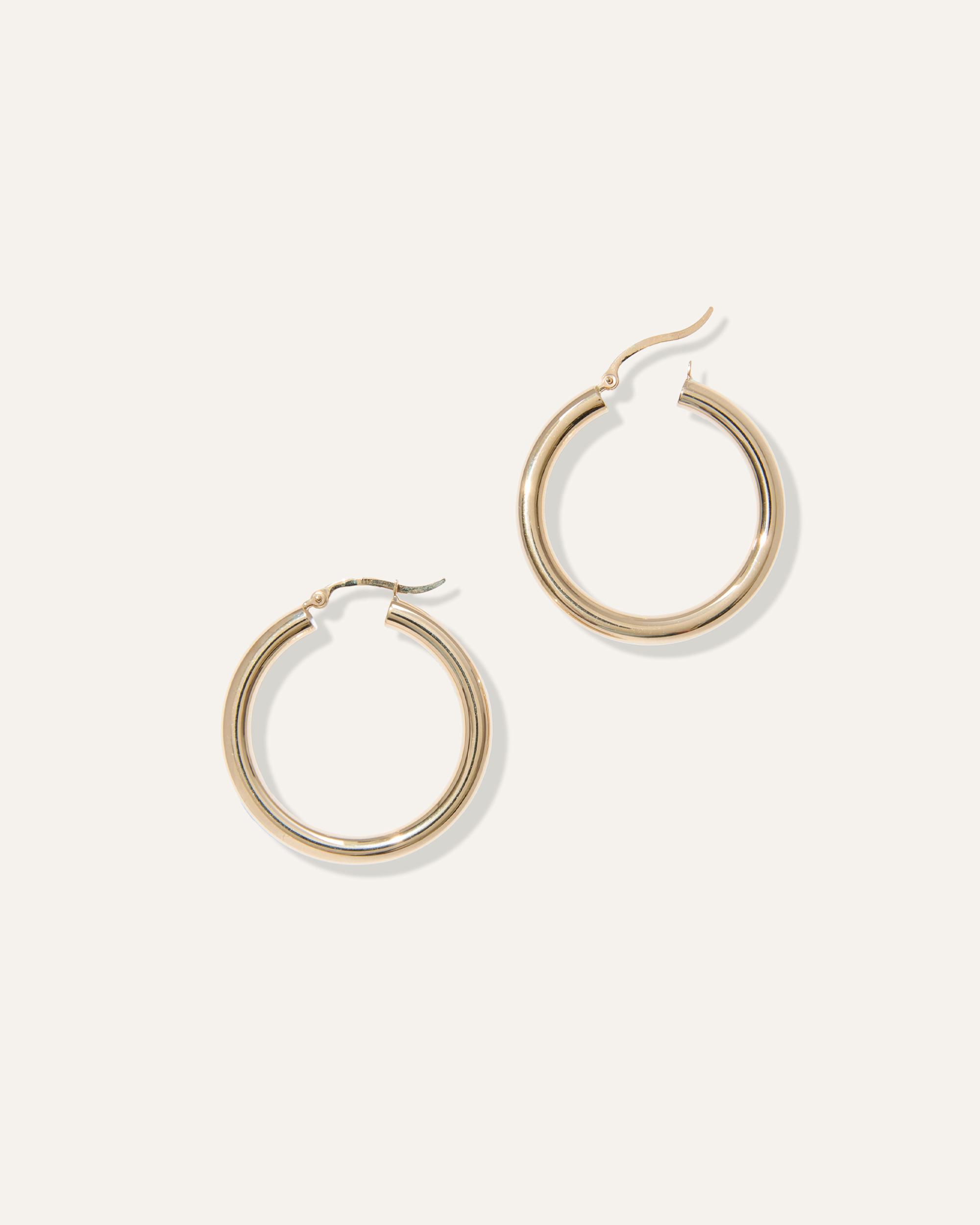 Quince | Women's 14K Gold 4mm Tube Hoop Earrings Product Image