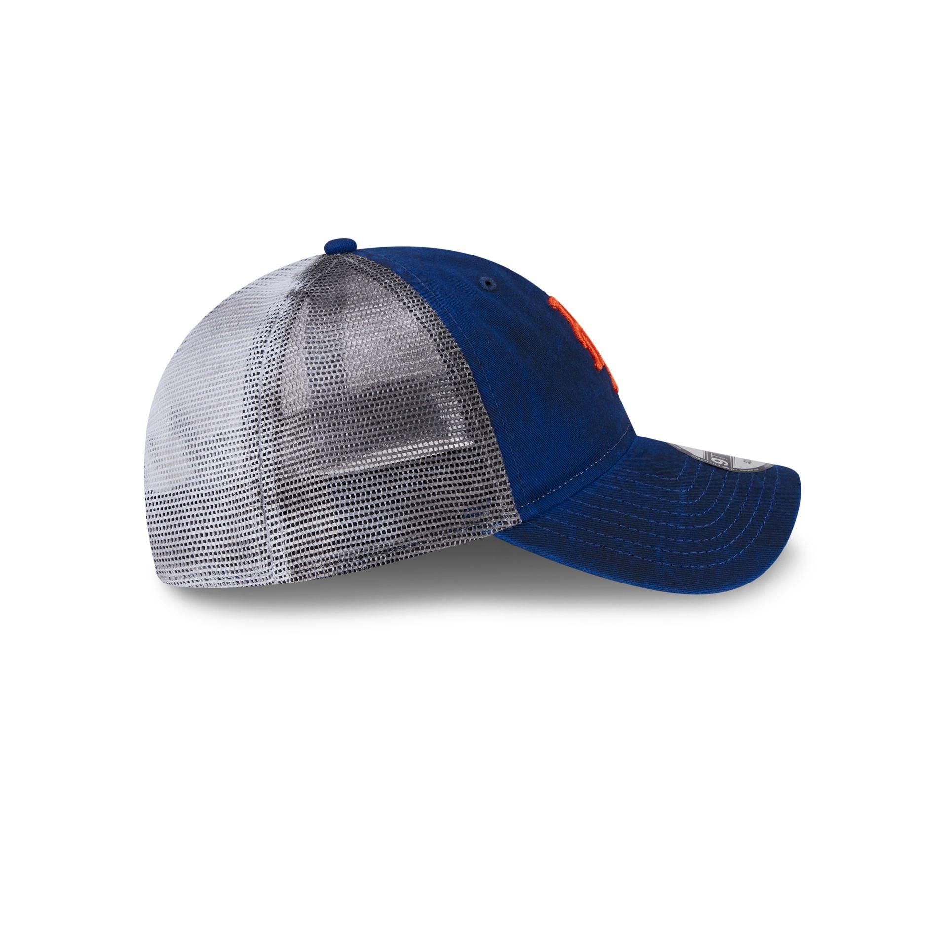 Dallas Cowboys Slick 9TWENTY Trucker Hat Male Product Image