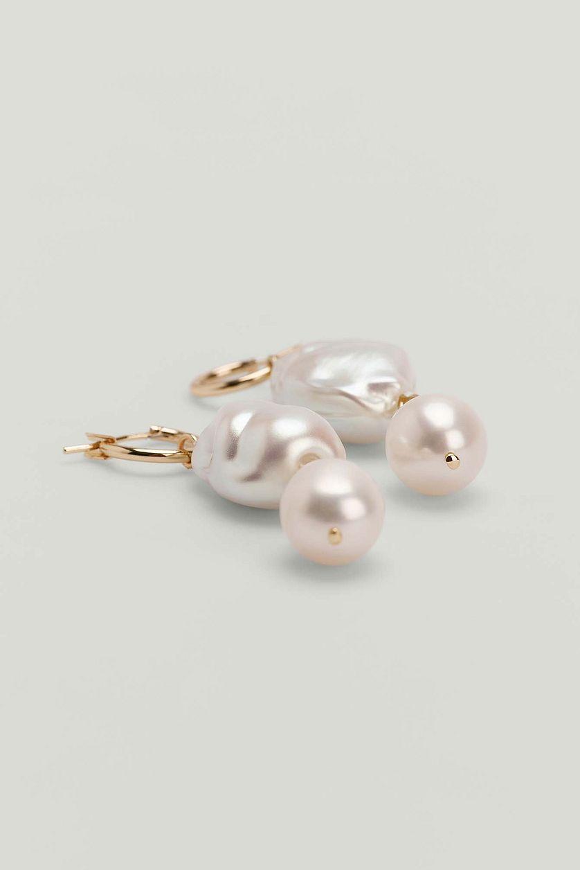 Hanging Big Pearl Earrings Product Image