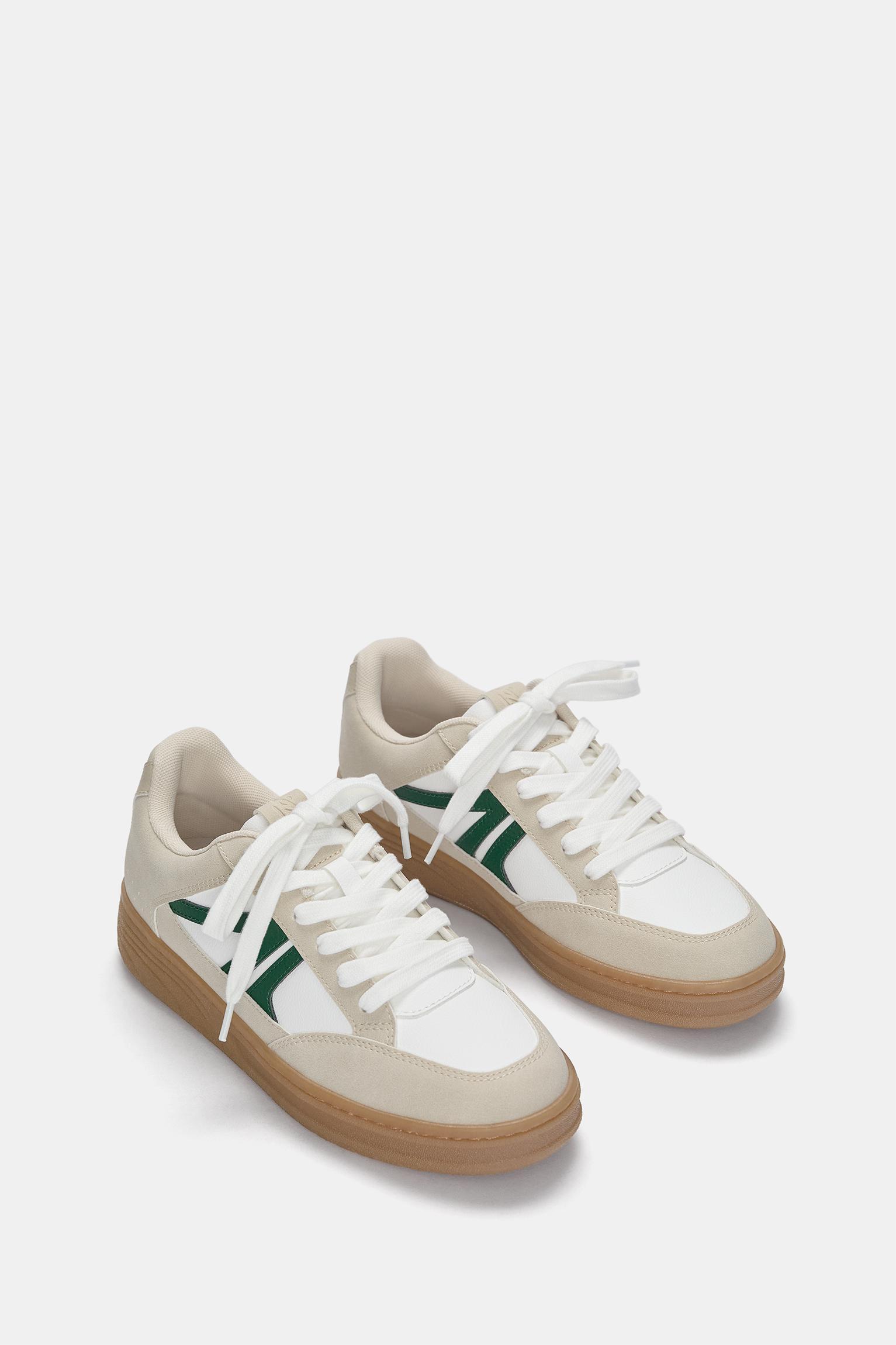 Retro multi-piece sneakers Product Image