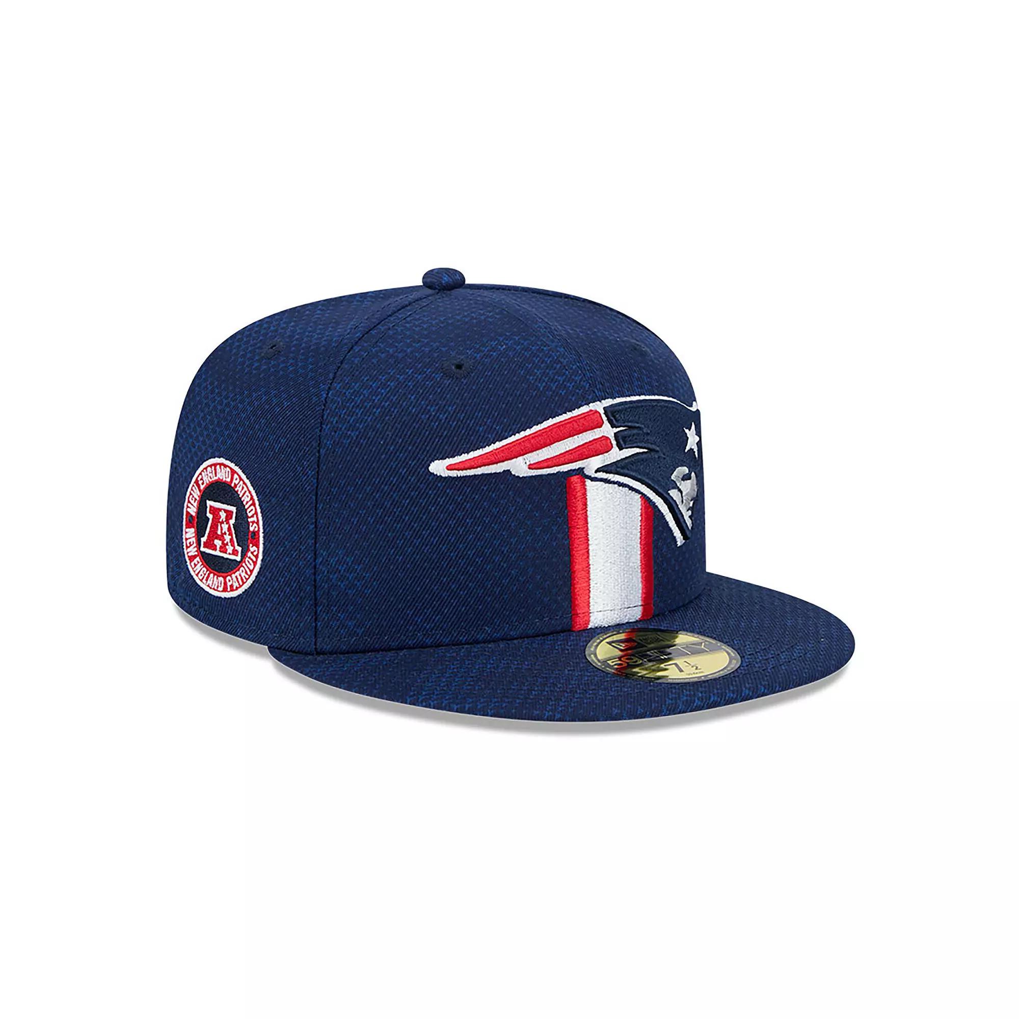 Men's New Era  Navy New England Patriots 2024 Sideline 59FIFTY Fitted Hat, Size: 7 1/2, Blue Product Image