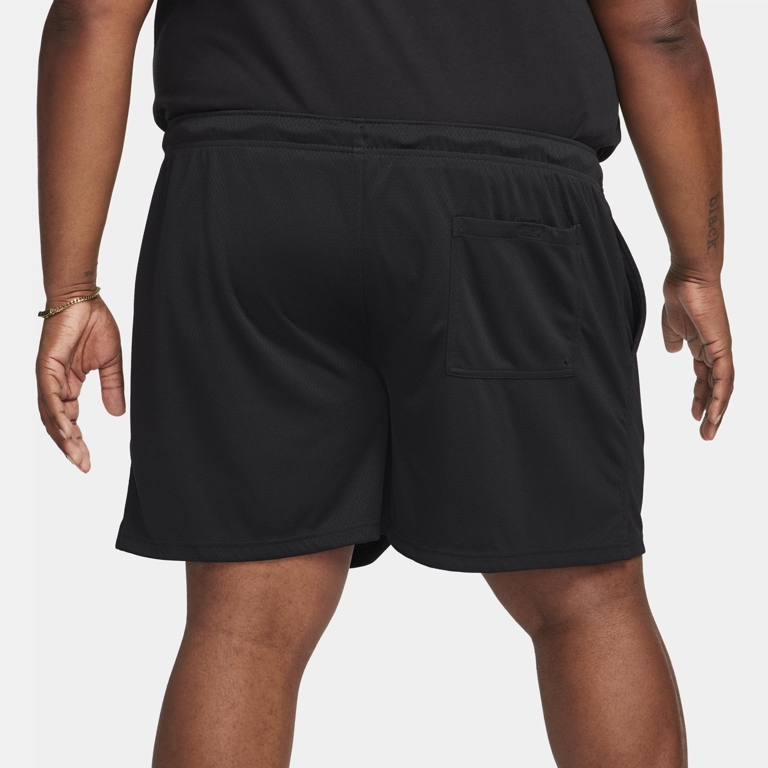 Nike Men's Club Mesh Flow Shorts Product Image