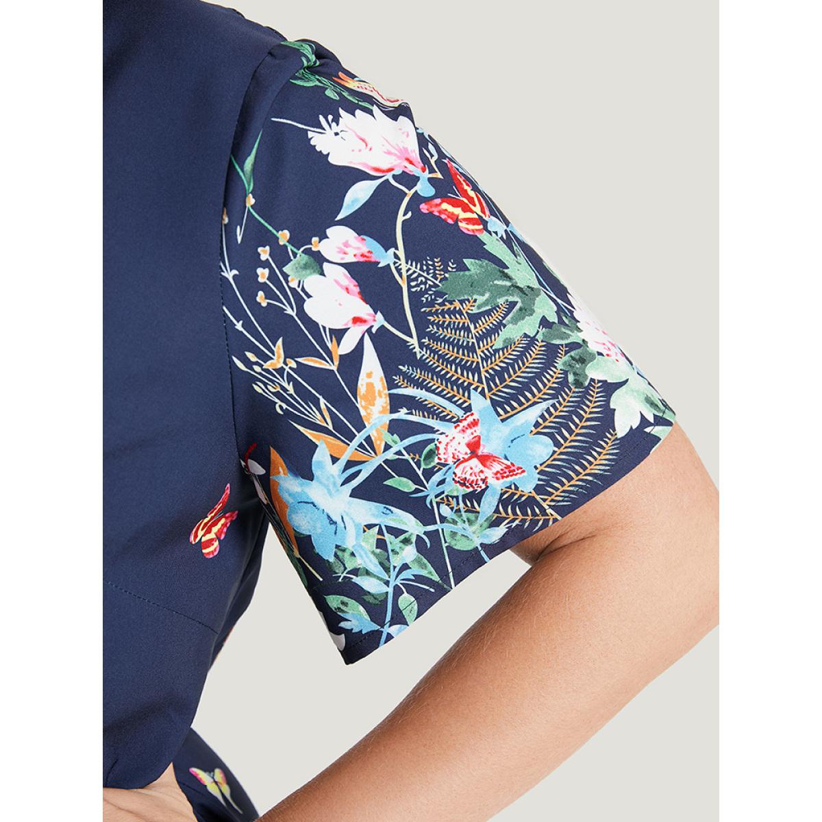 Plus Size Butterfly & Floral Round Neck Print Pocket Knee Dress Indigo Women Vacation Pocket Round Neck Short sleeve Curvy Knee Dress BloomChic 22-24/3X Product Image
