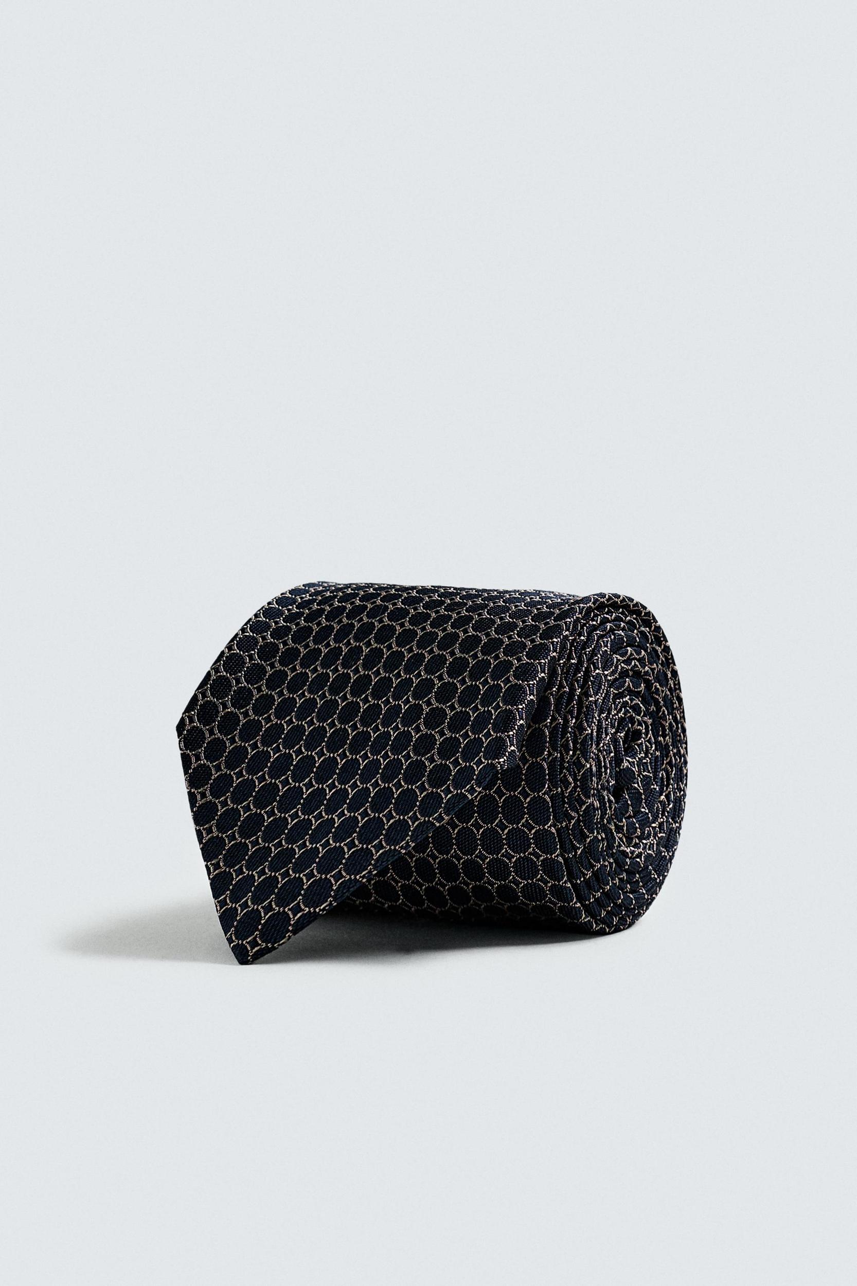 100% SILK JACQUARD TIE Product Image
