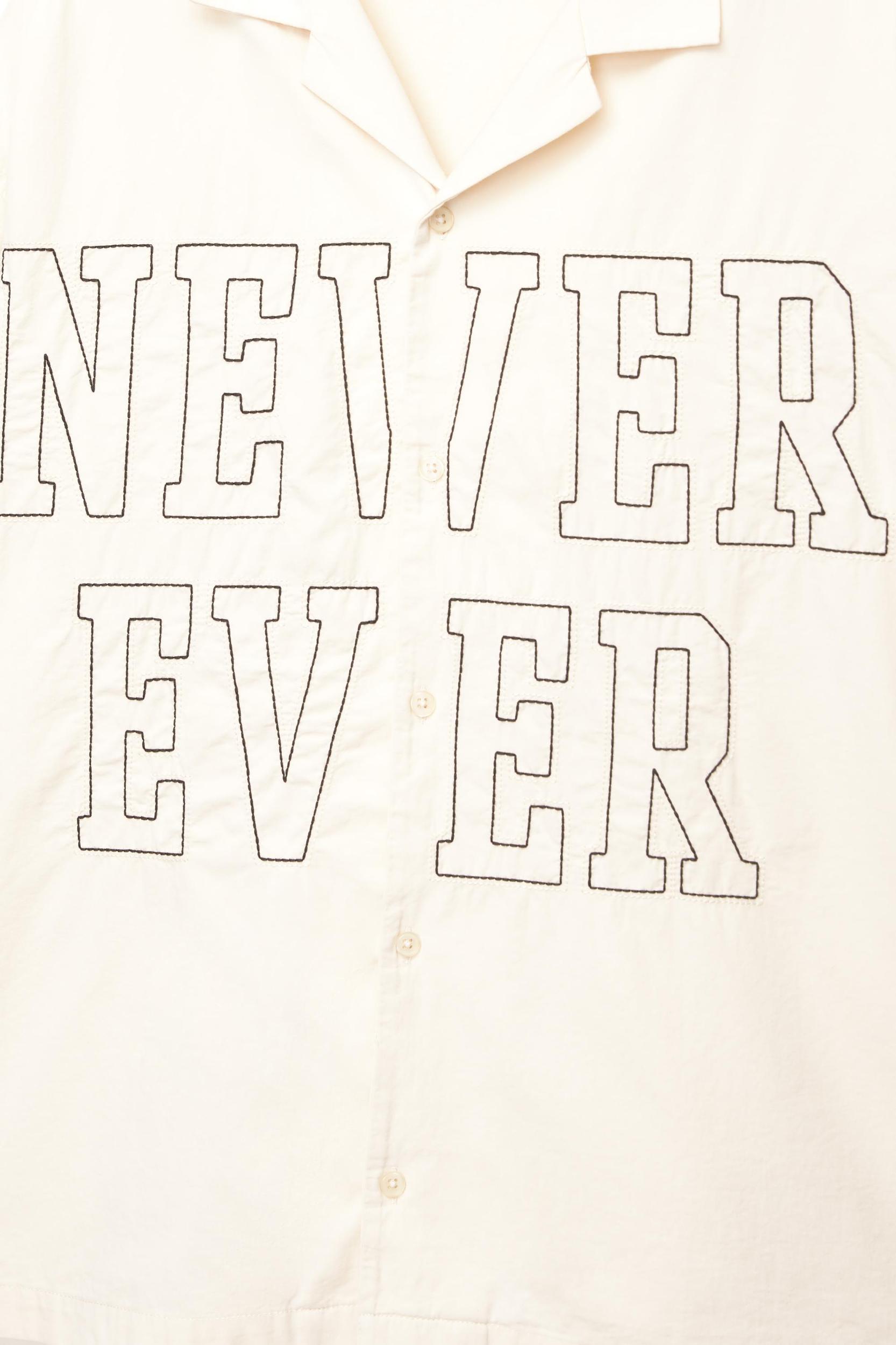 Short sleeve shirt with slogan Product Image