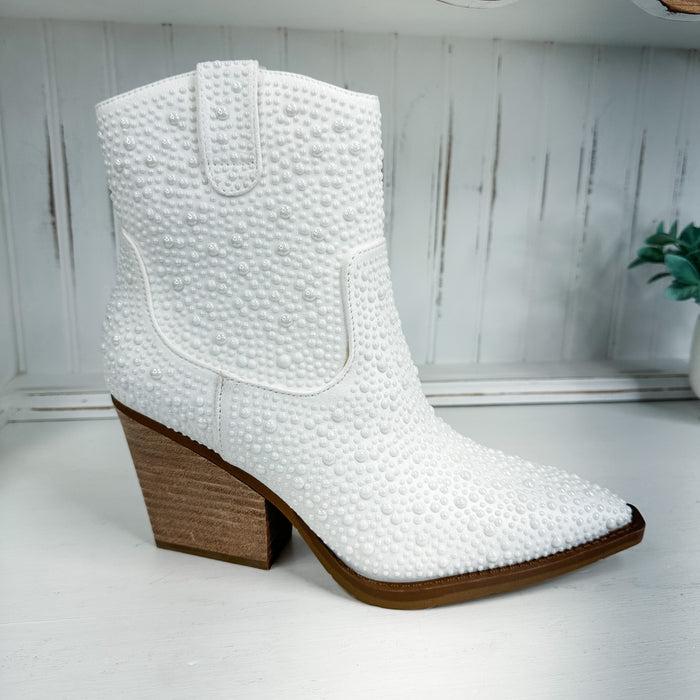 Kady Pearl Boots by Very G Product Image