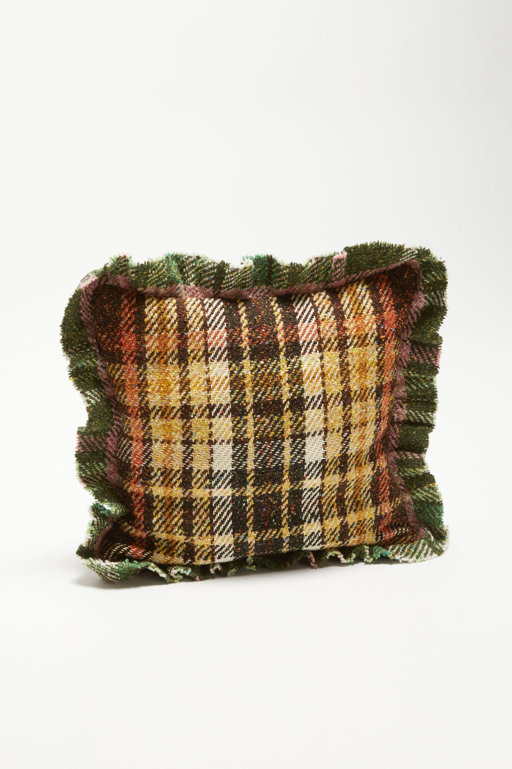Plaid pillow Product Image