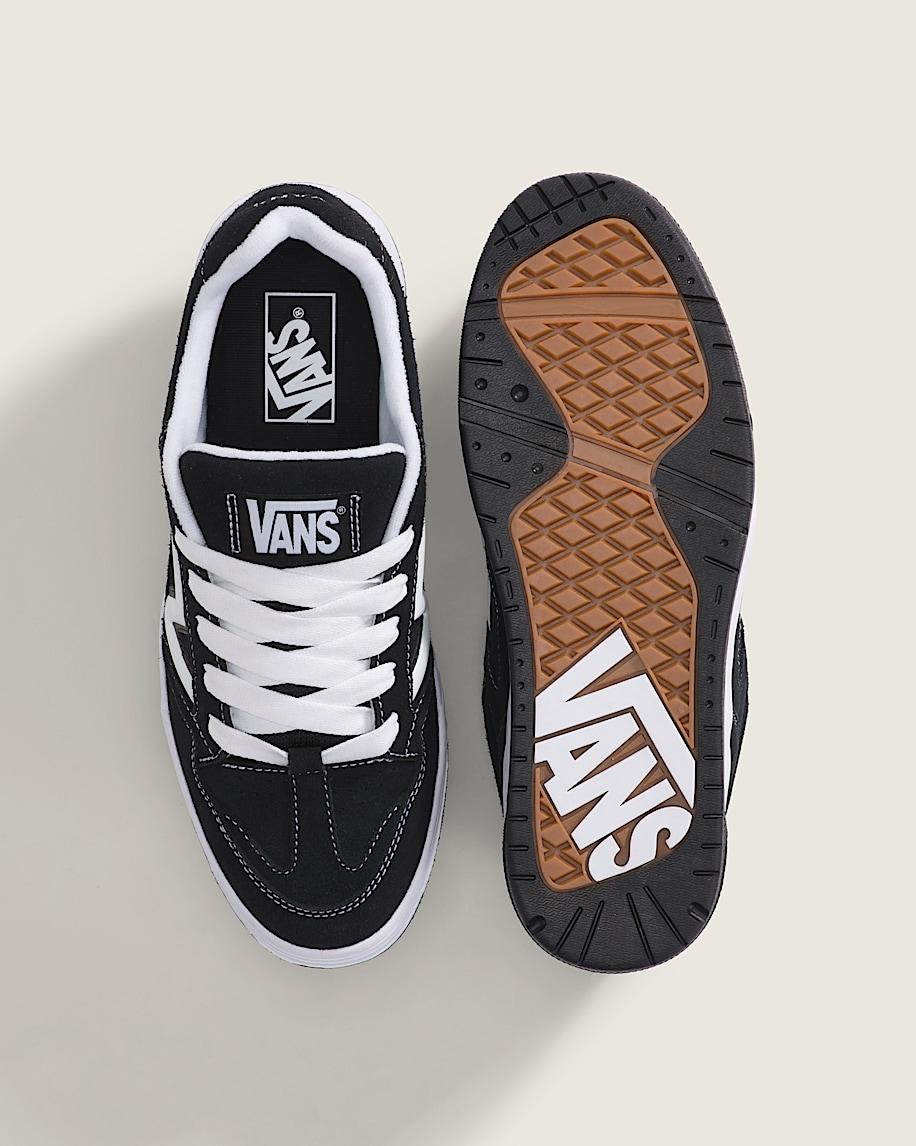 Upland Shoe in Black / True White| Vans US Product Image